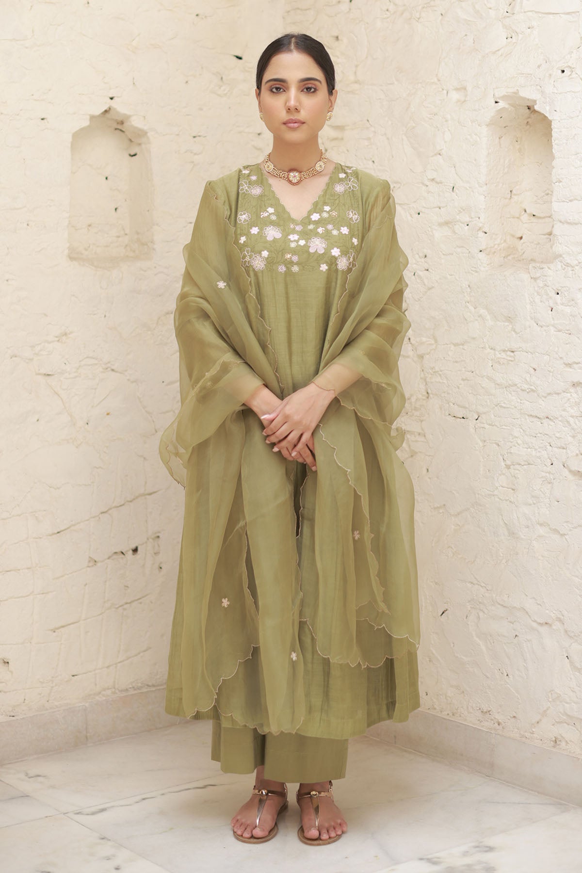 Buy Olive Green Thread Kurta Set by Silpaa for women online at ScrollnShops