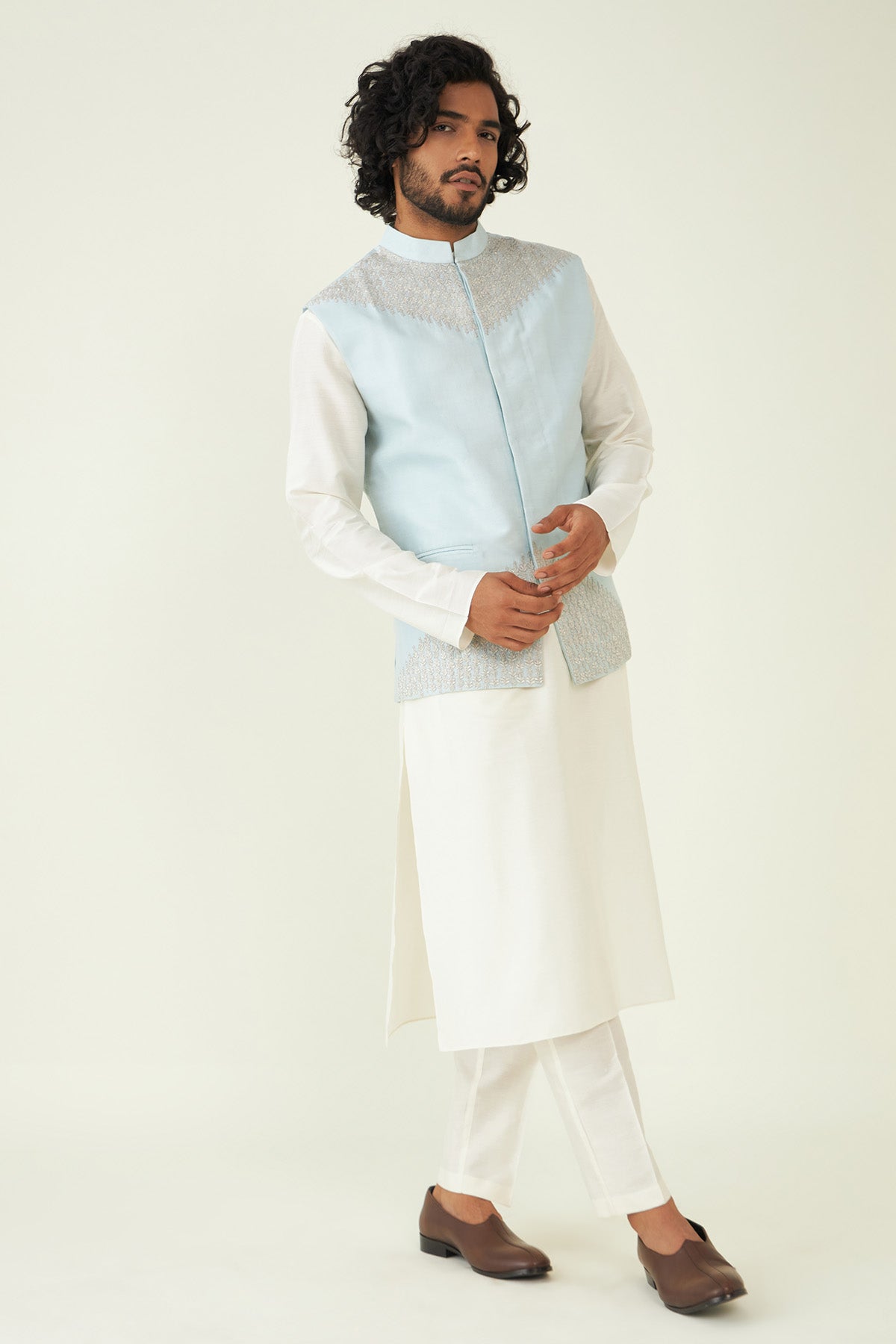 Pastel Blue Zardozi Bundi Set