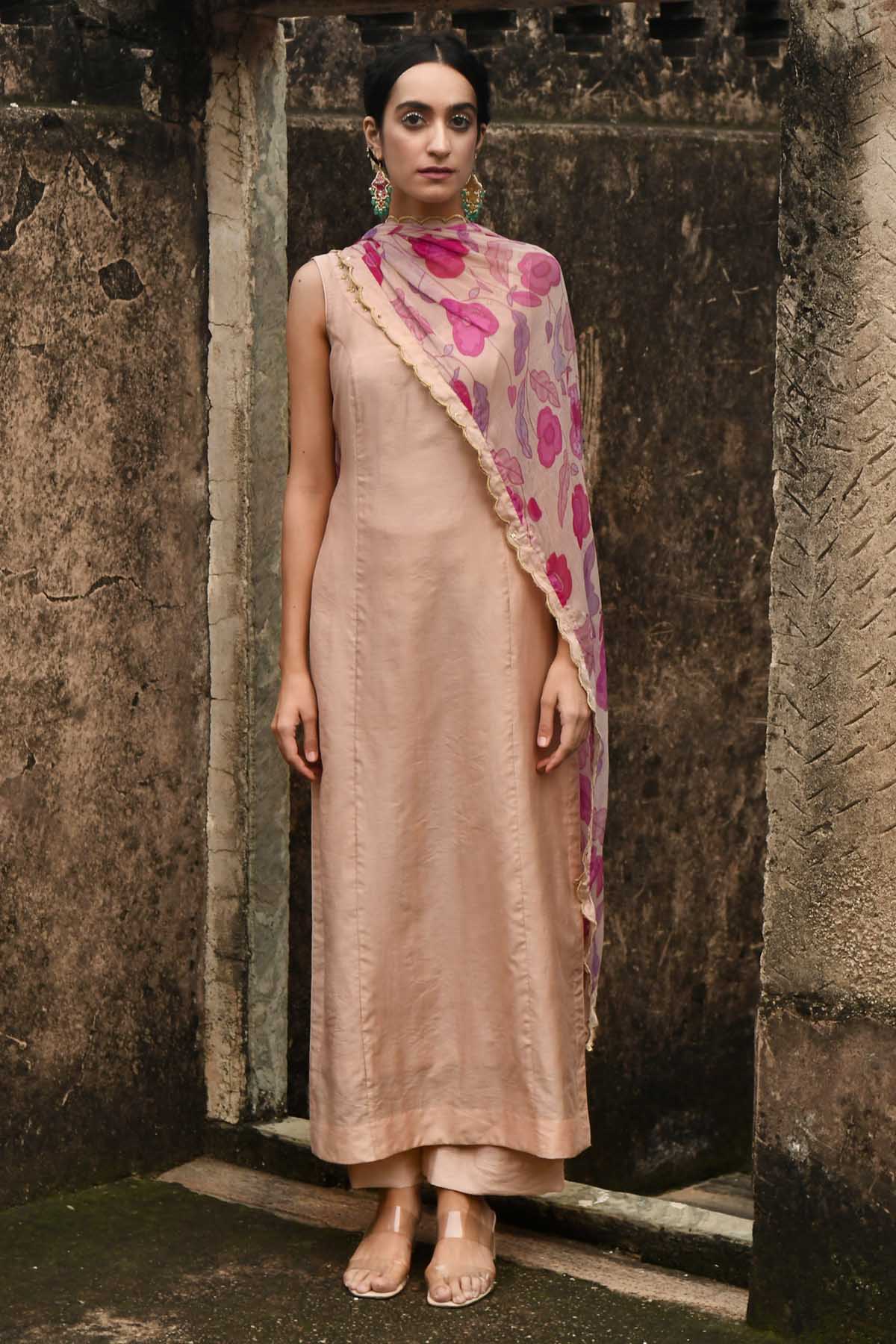 Taro India Peach Chanderi Silk Kurta Set for women online at ScrollnShops