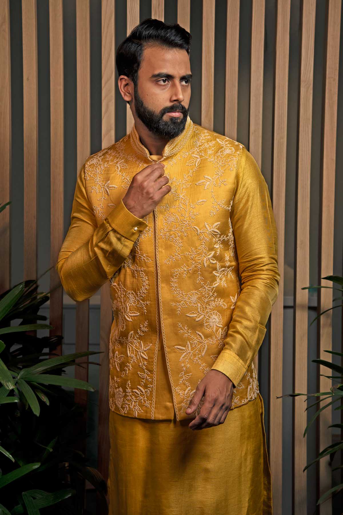 Floral Pearl Emb Kurta Set