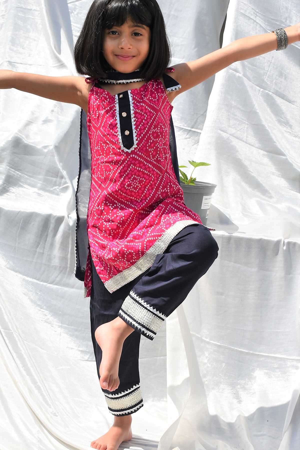 Pink Bandhani Kurta & Pyjama Set