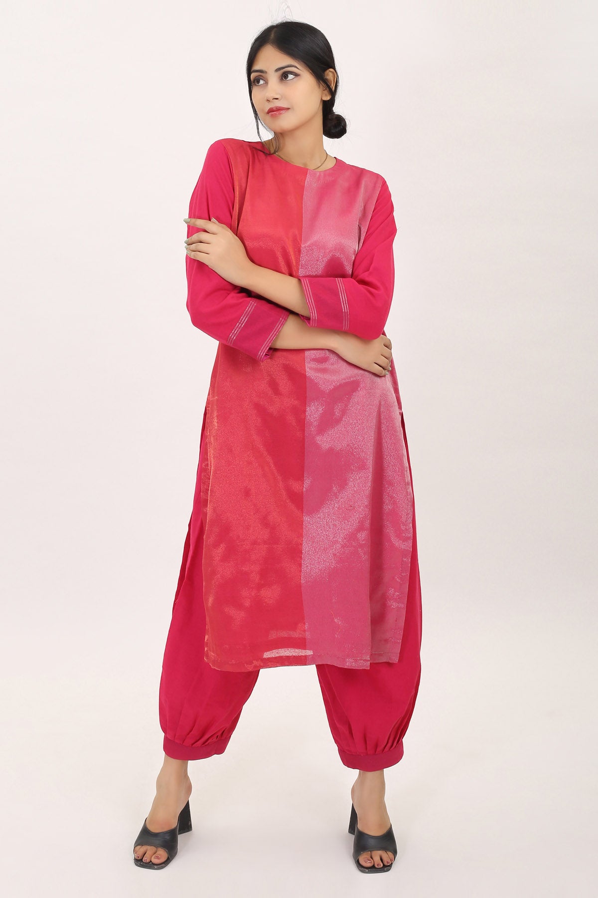 Pink Cotton Zari Kurta & Pants