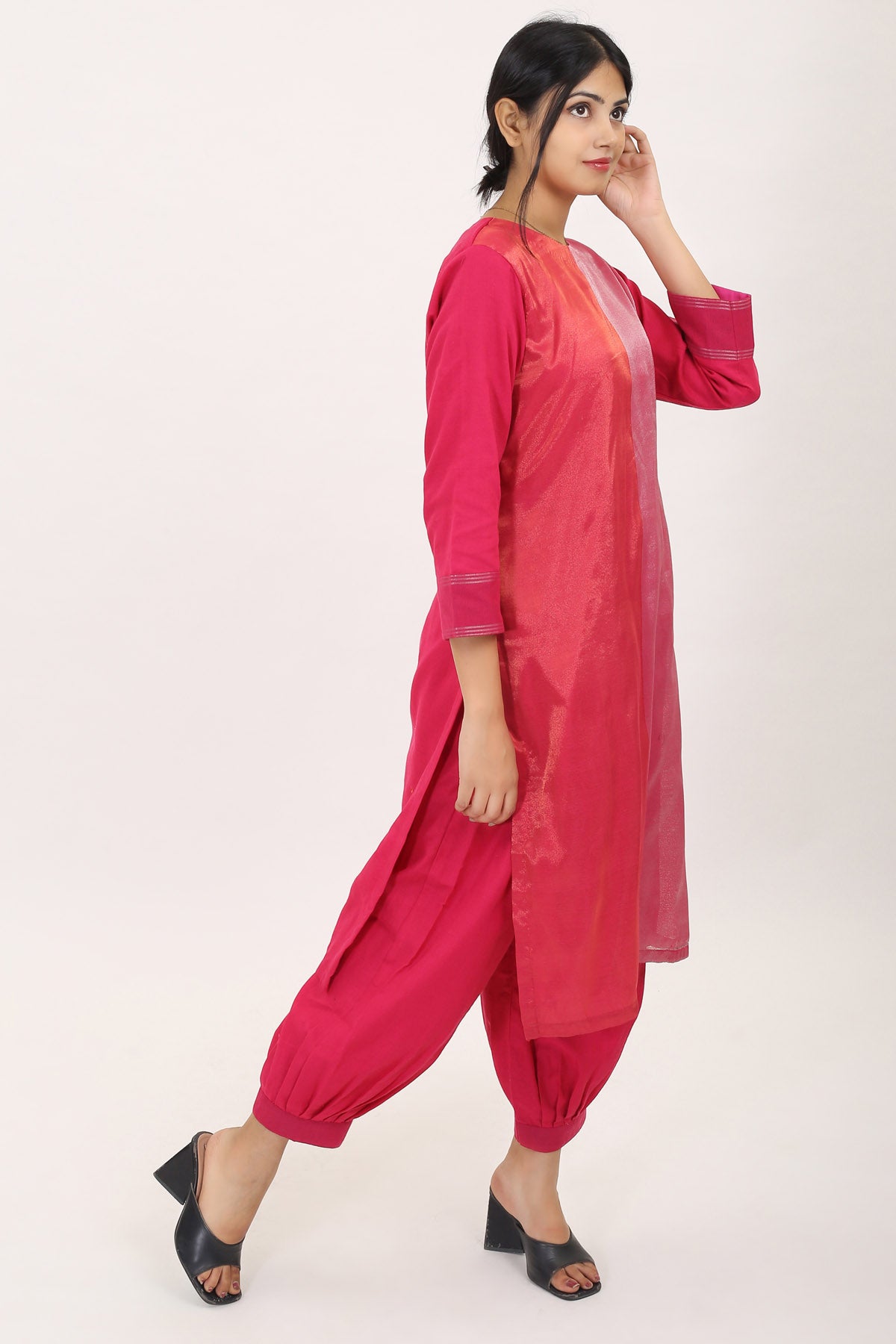 Pink Cotton Zari Kurta & Pants