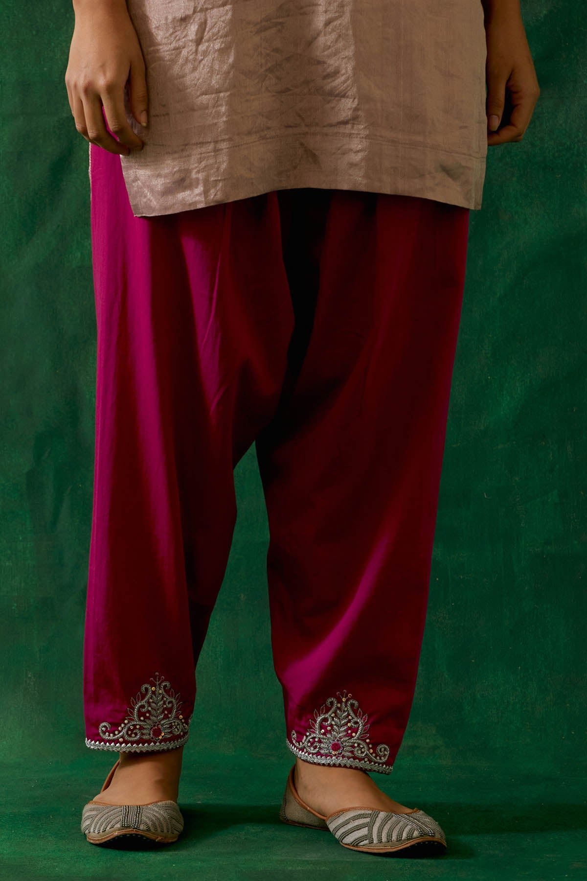 Pink Dori Pipe Detail Kurta Set