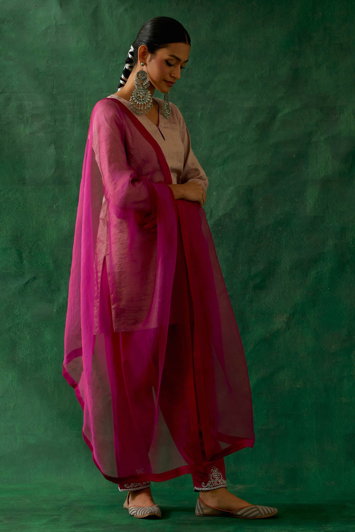 Pink Dori Pipe Detail Kurta Set