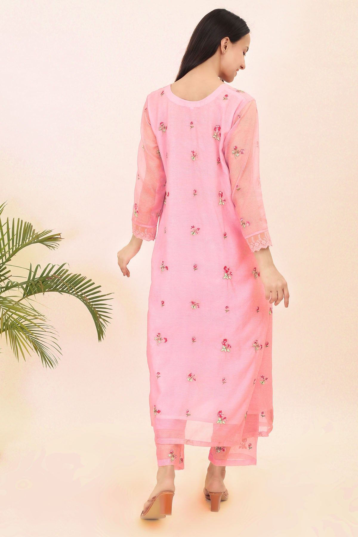 Pink Floral Motifs Kurta Set