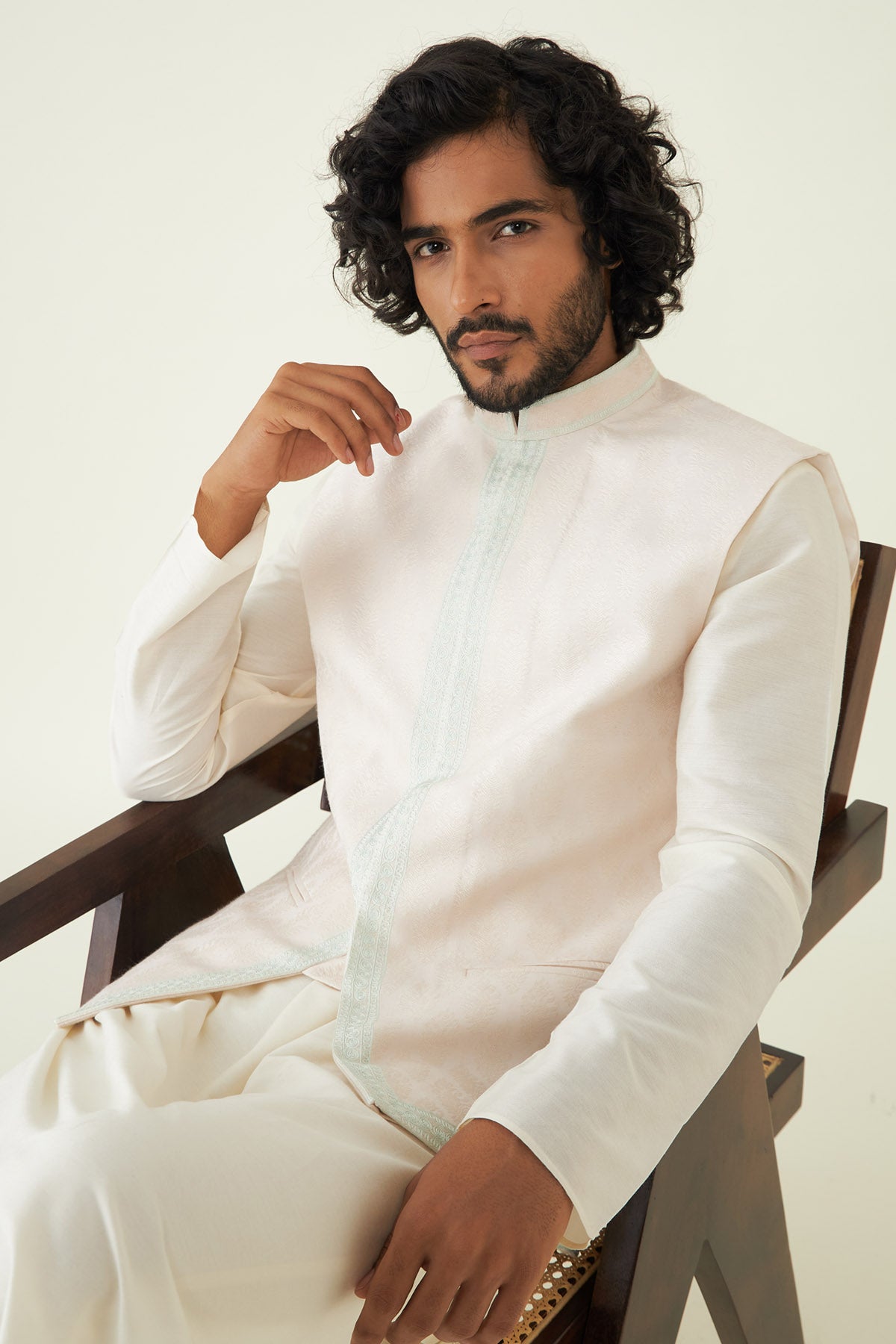 Pink Silk Jacquard Bundi Set