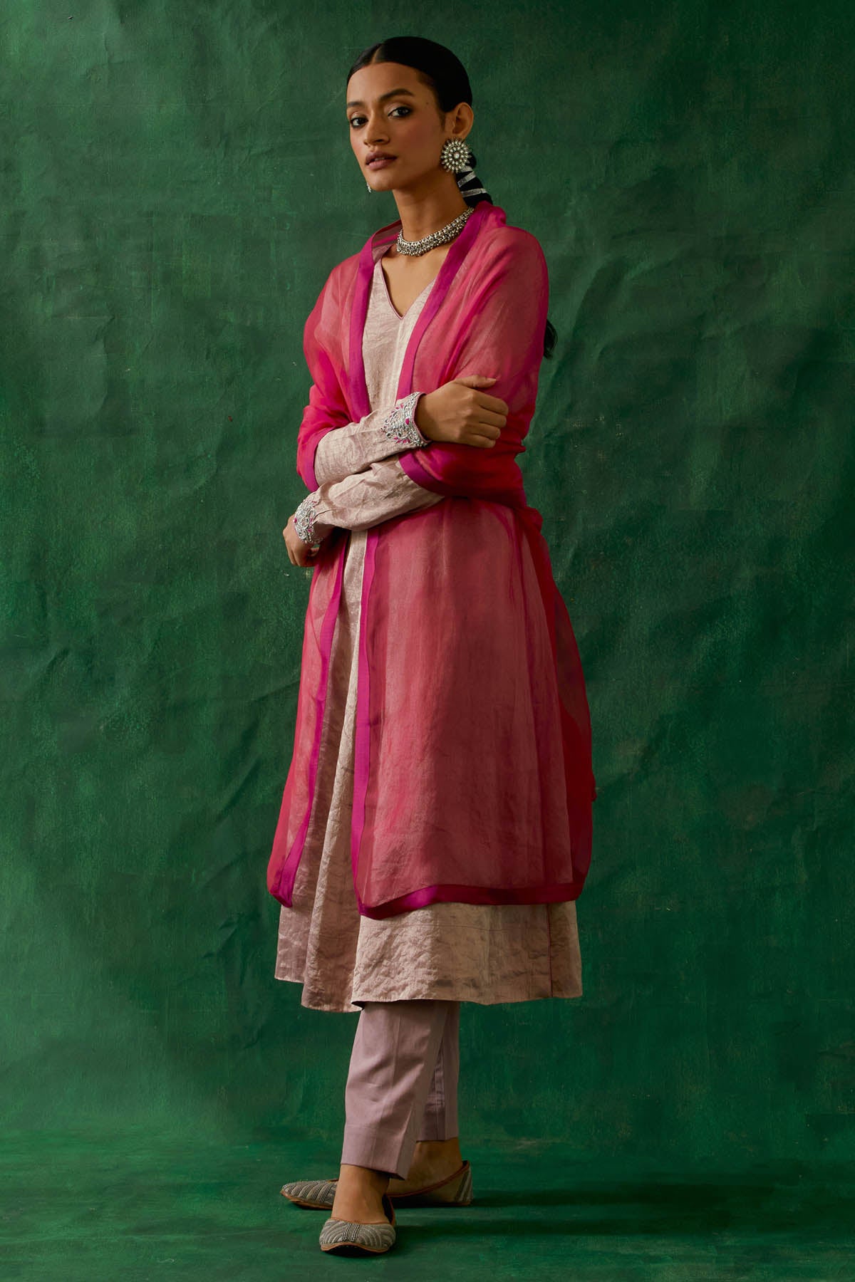 Hand Embroidered Pink Kurta Set