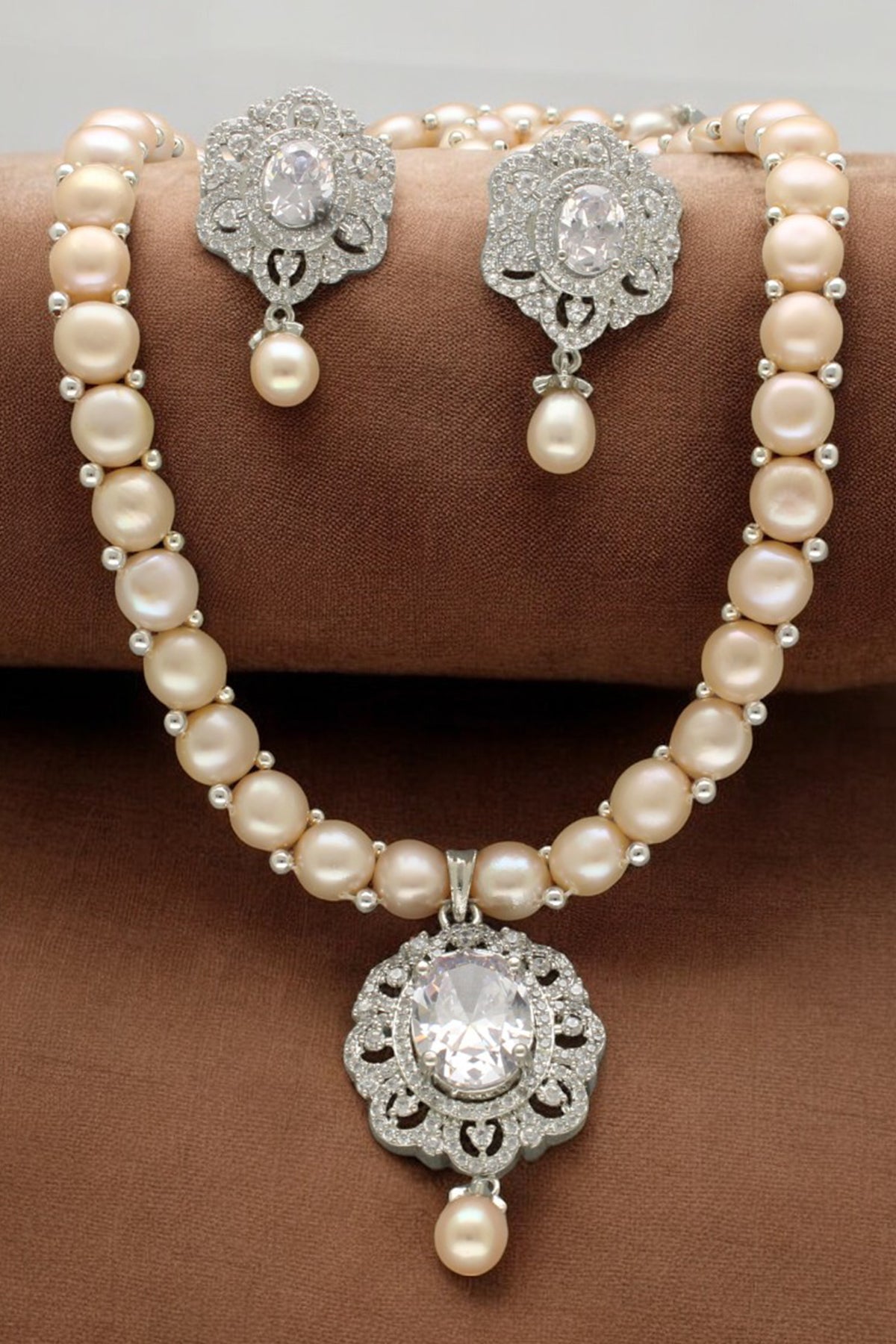 Pink Alloy Cubic Necklace Set