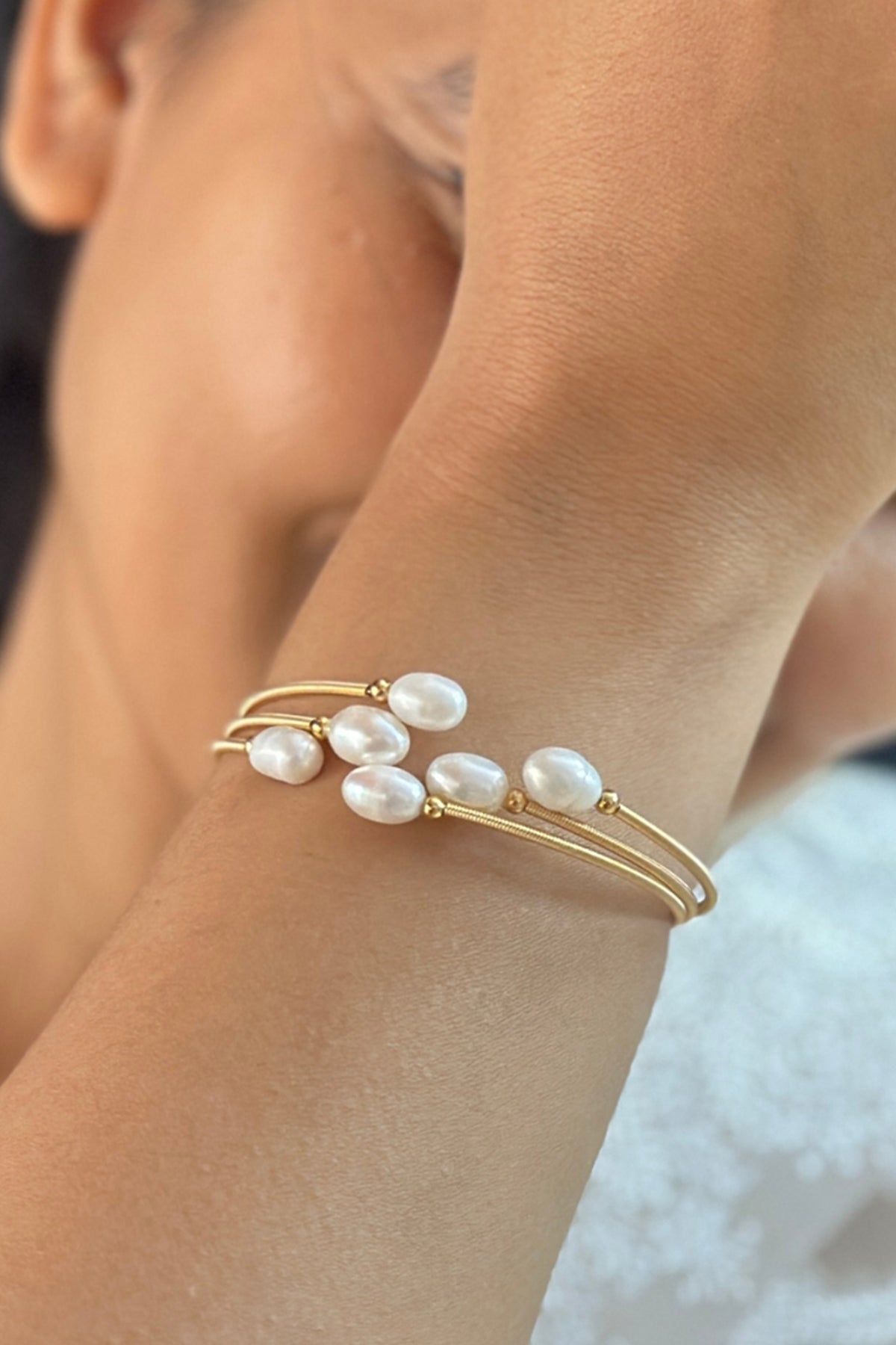 Buy Pink Alloy Oval Pearl Bracelet for women by J Pearls online available at scrollnshops