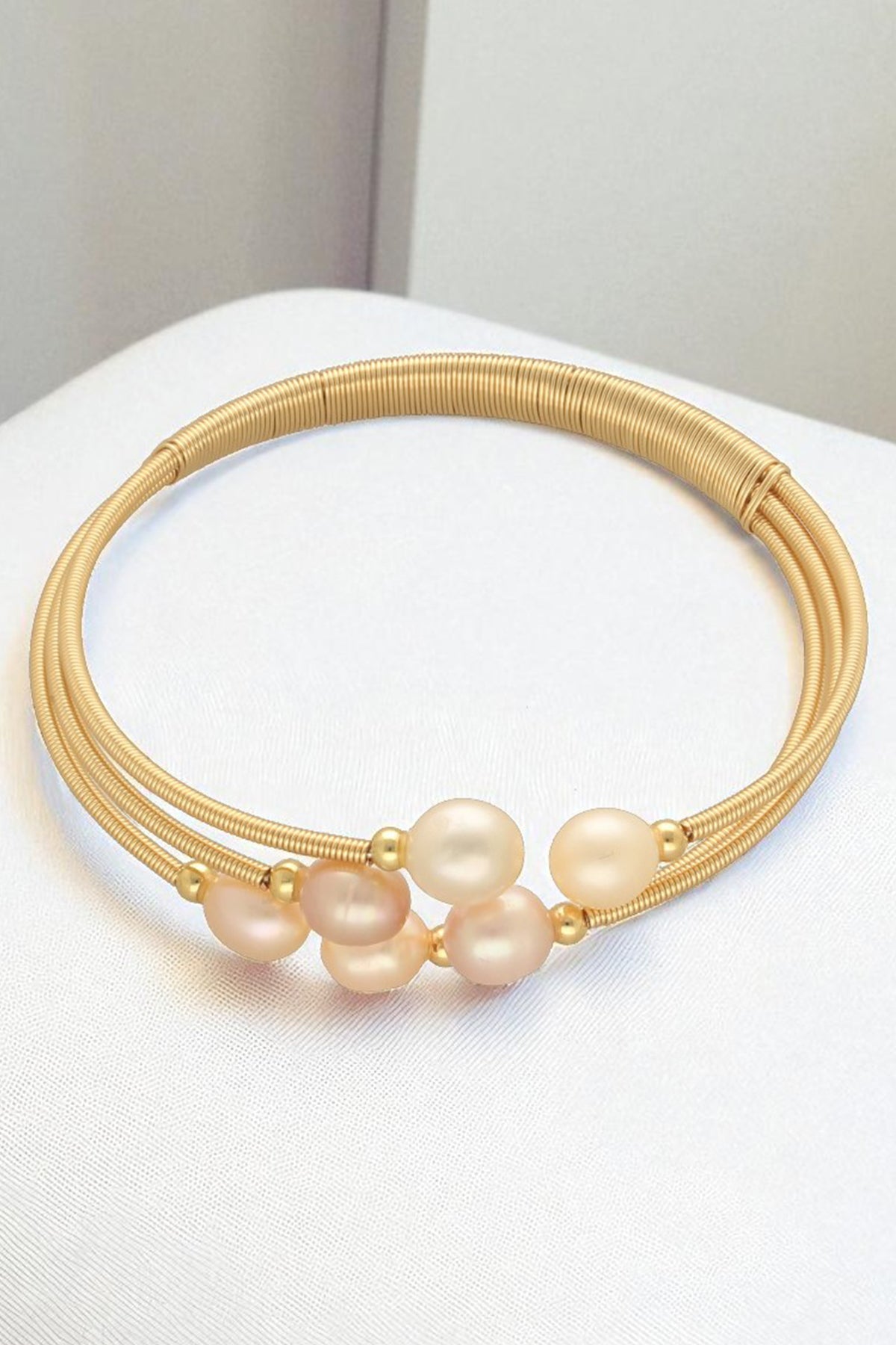 Pink Alloy Oval Pearl Bracelet