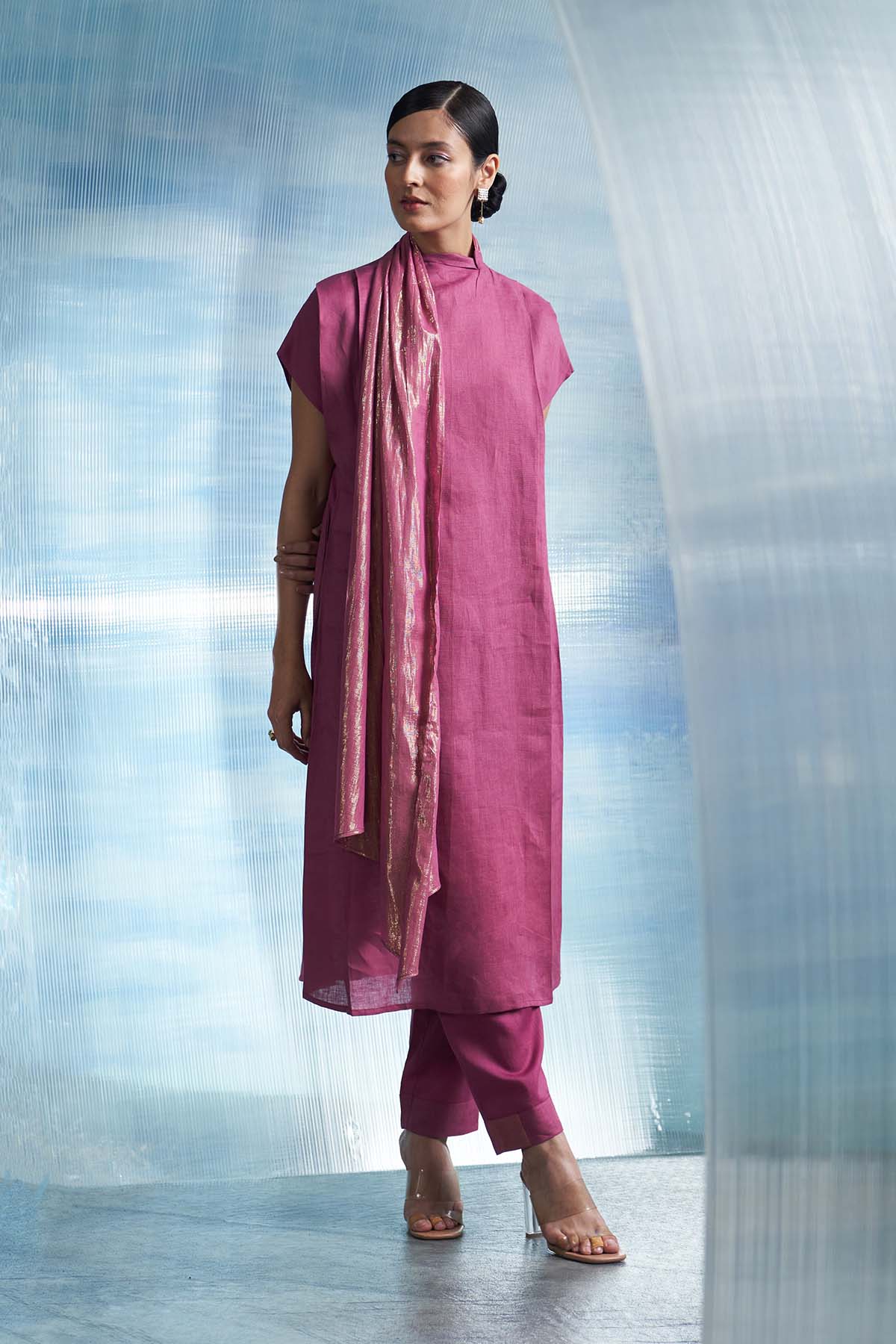 Pink Attached Scarf Kura Set