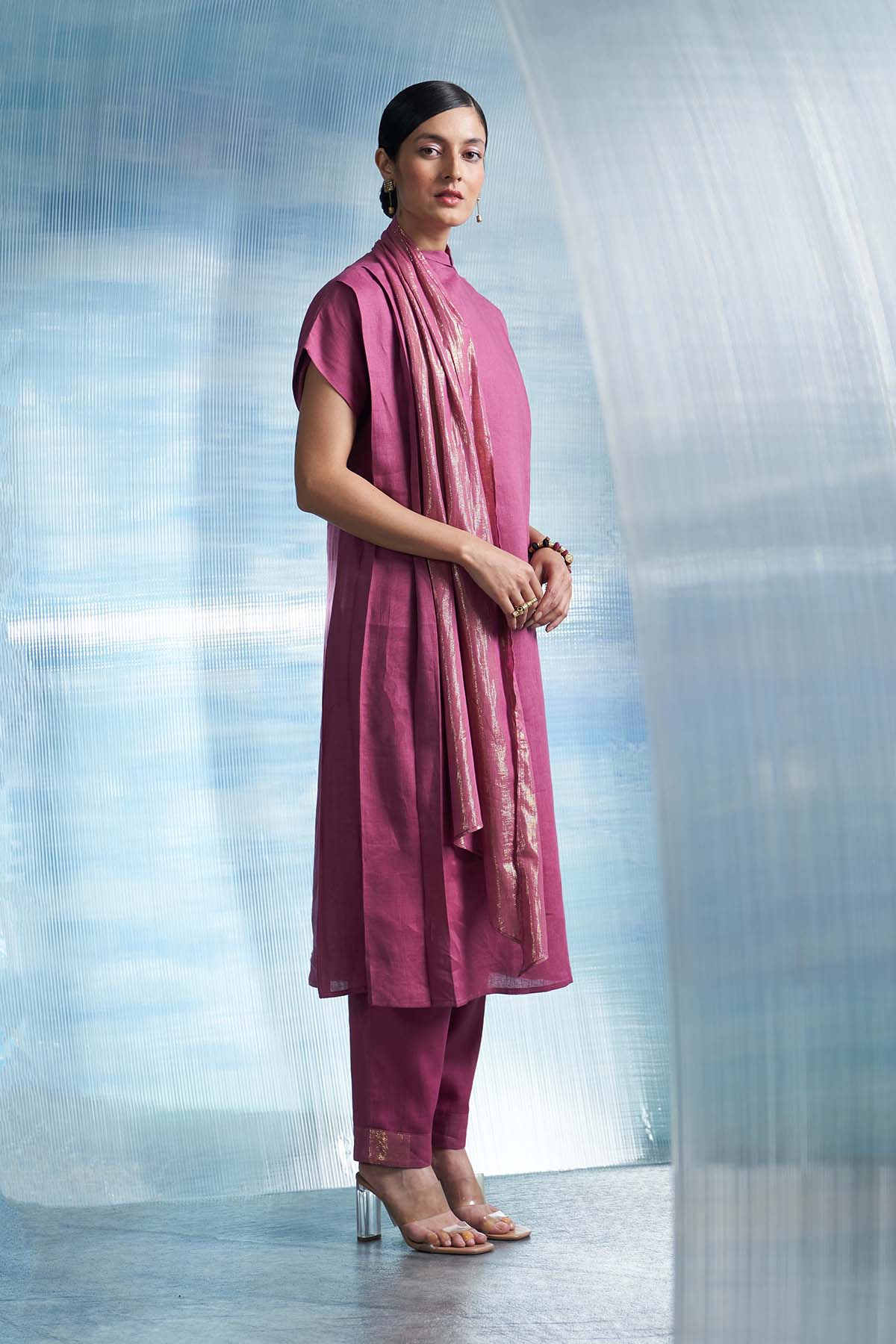 Pink Attached Scarf Kura Set