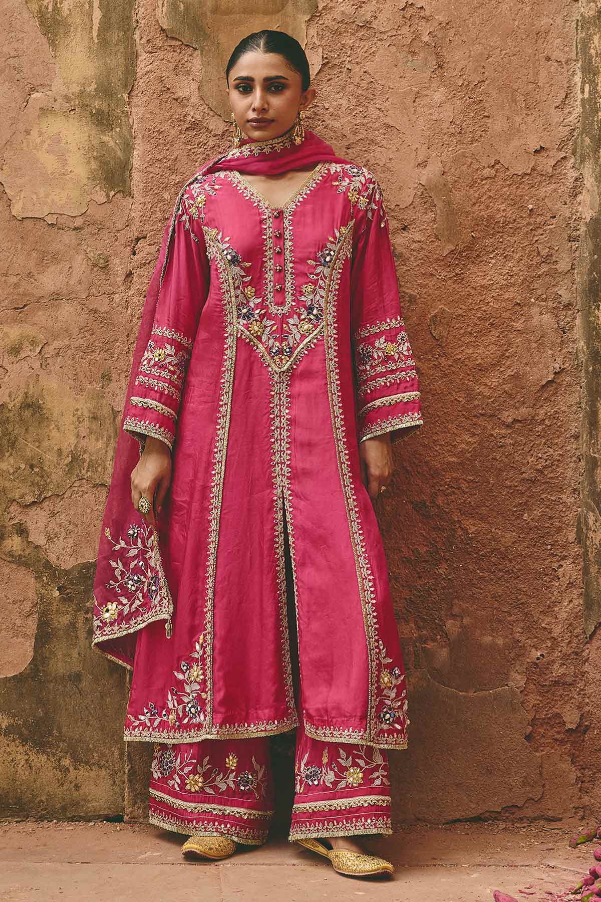 Buy Pink Bamboo Silk Zari Kurta Set for women by Ajiesh Oberoi online available at scrollnshops