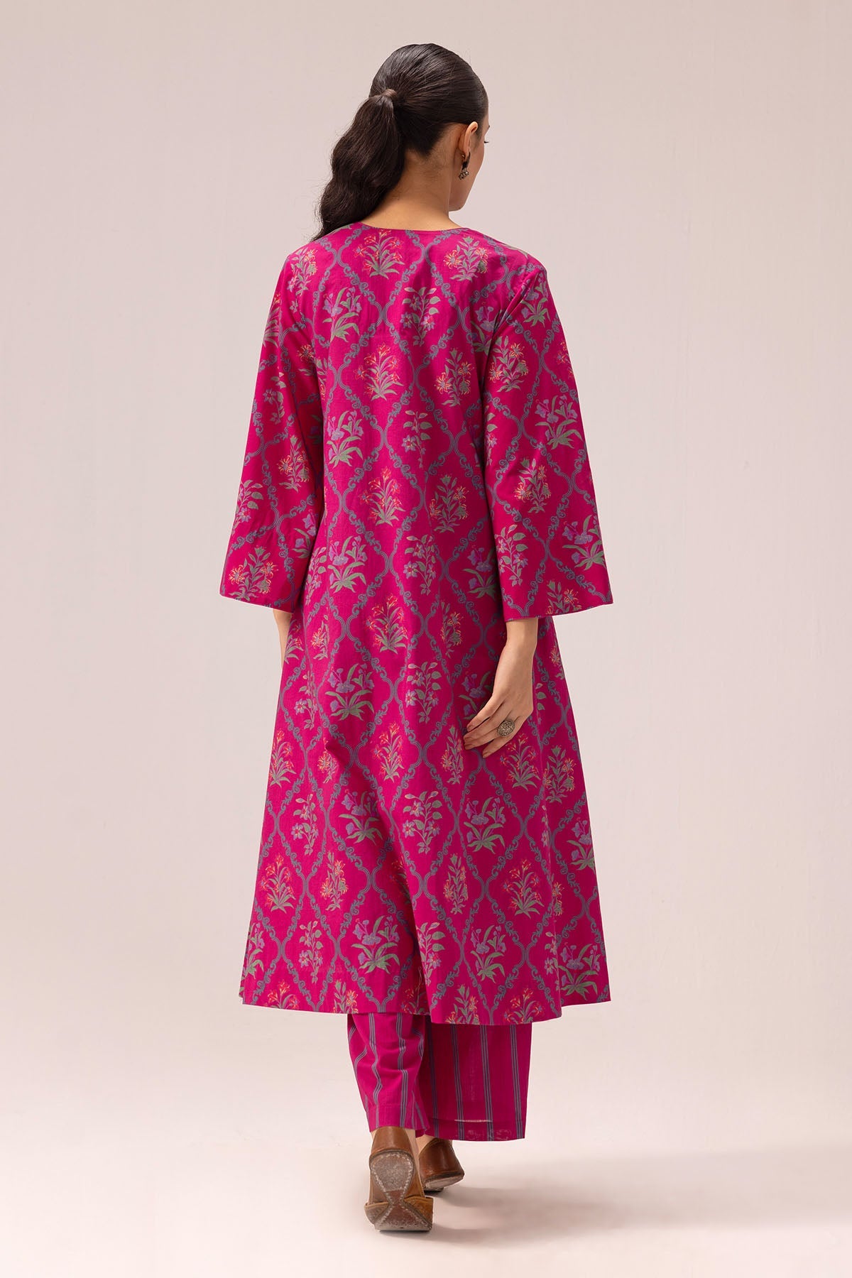 Buy Pink Bell Sleeve Kurta & Pants By Label Shreya Sharma For Women Online at ScrollnShops