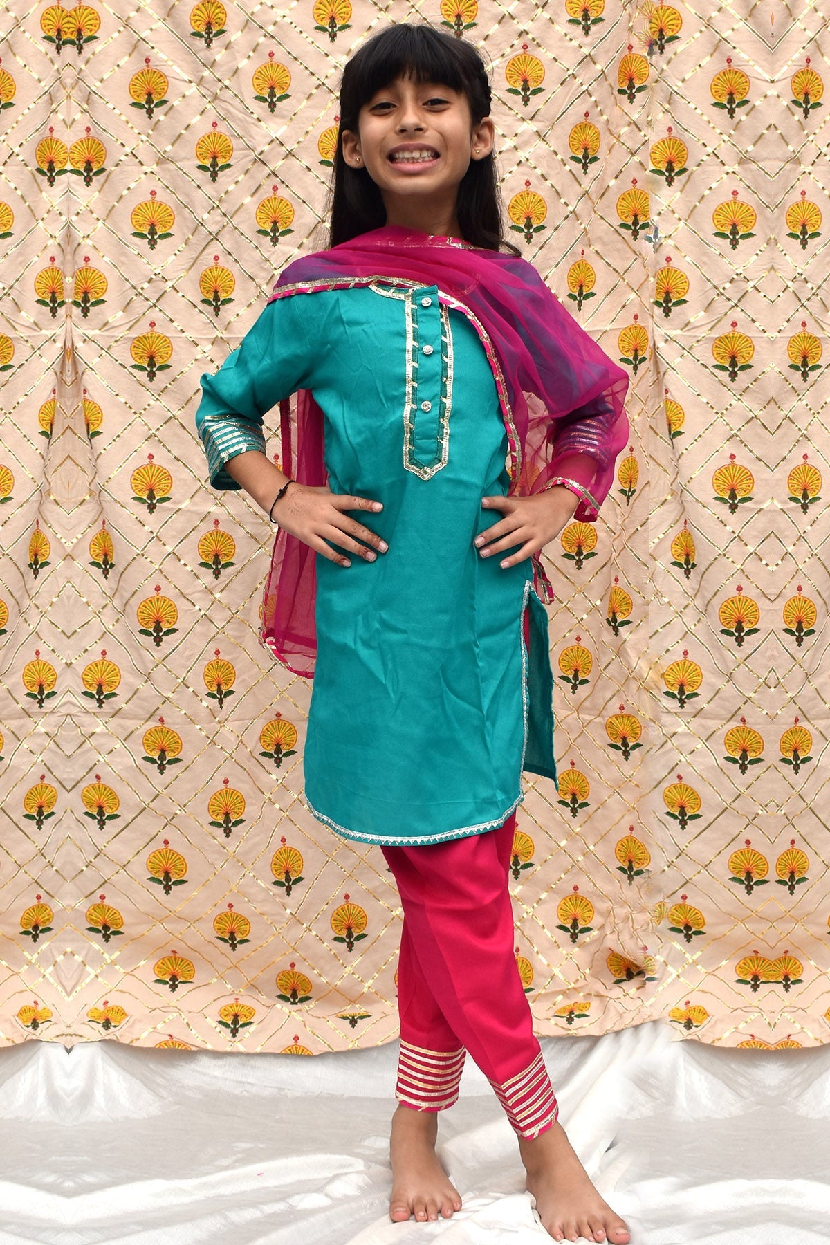 Buy Pink & Blue Cotton Kurta Set for Kids by ViYa online available at scrollnshops