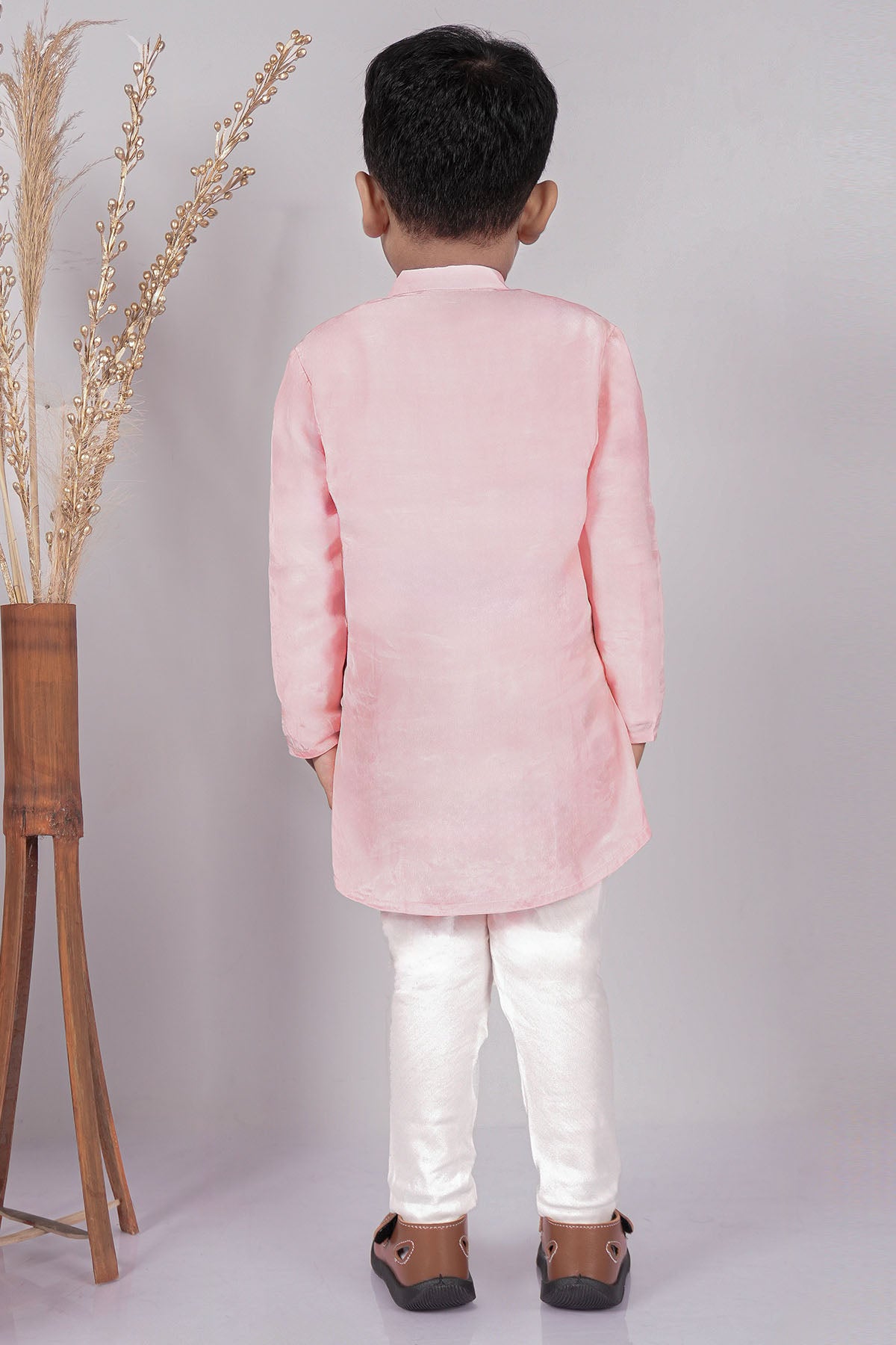 Pink Butta Work Kurta And Pant