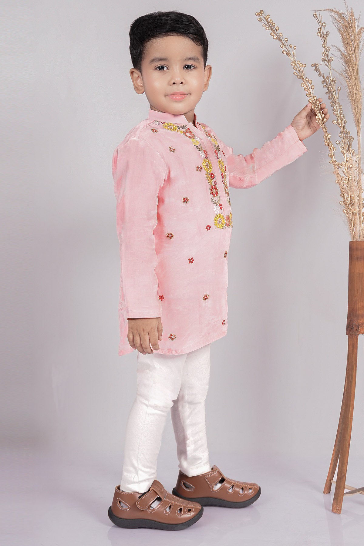 Pink Butta Work Kurta And Pant