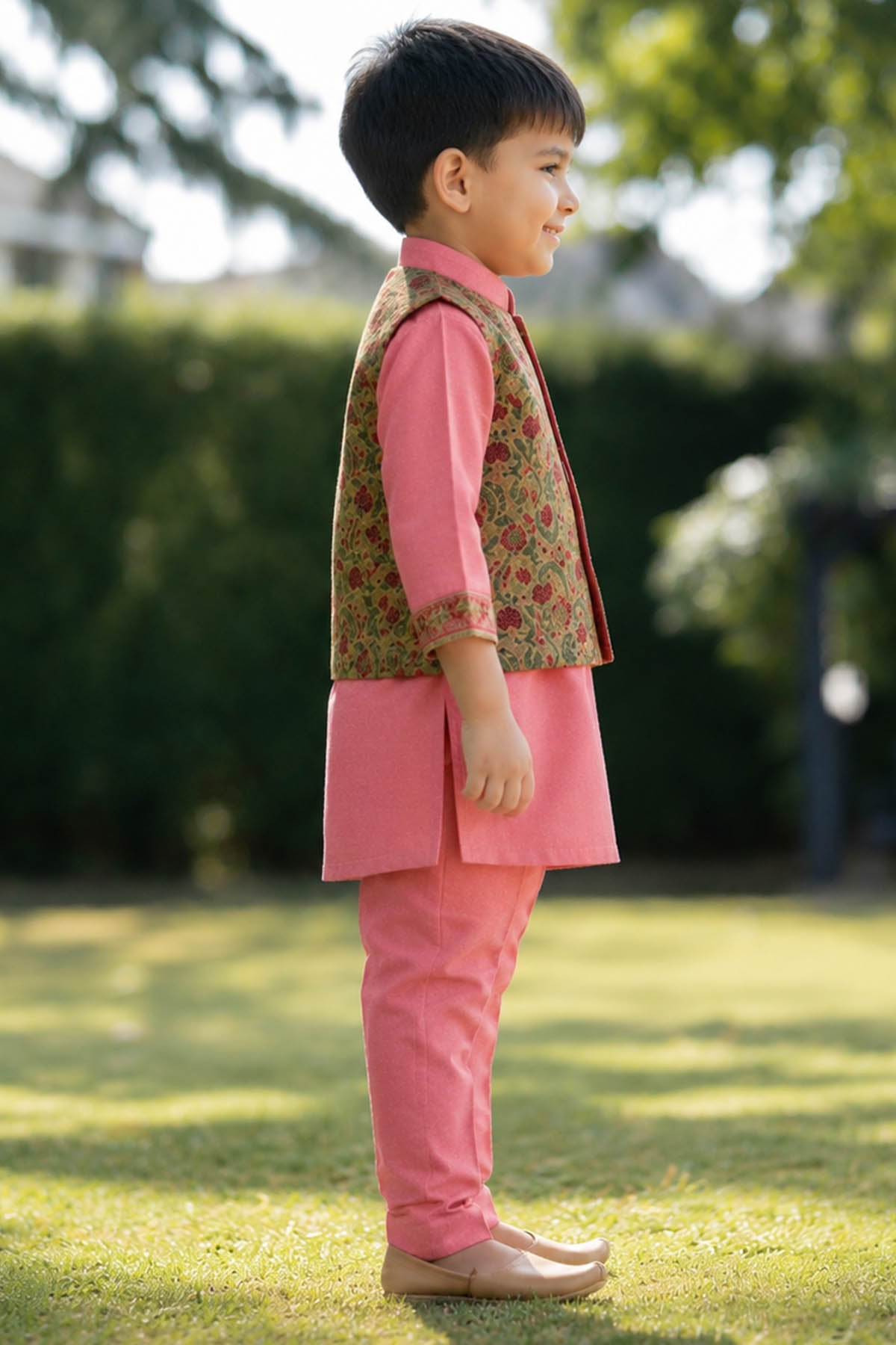 Pink Floral Border Kurta Set