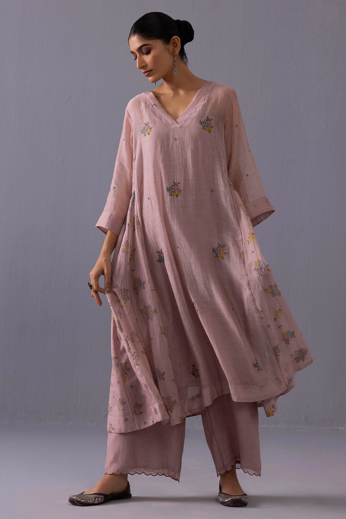 Pink Floral Sequins Kurta Set