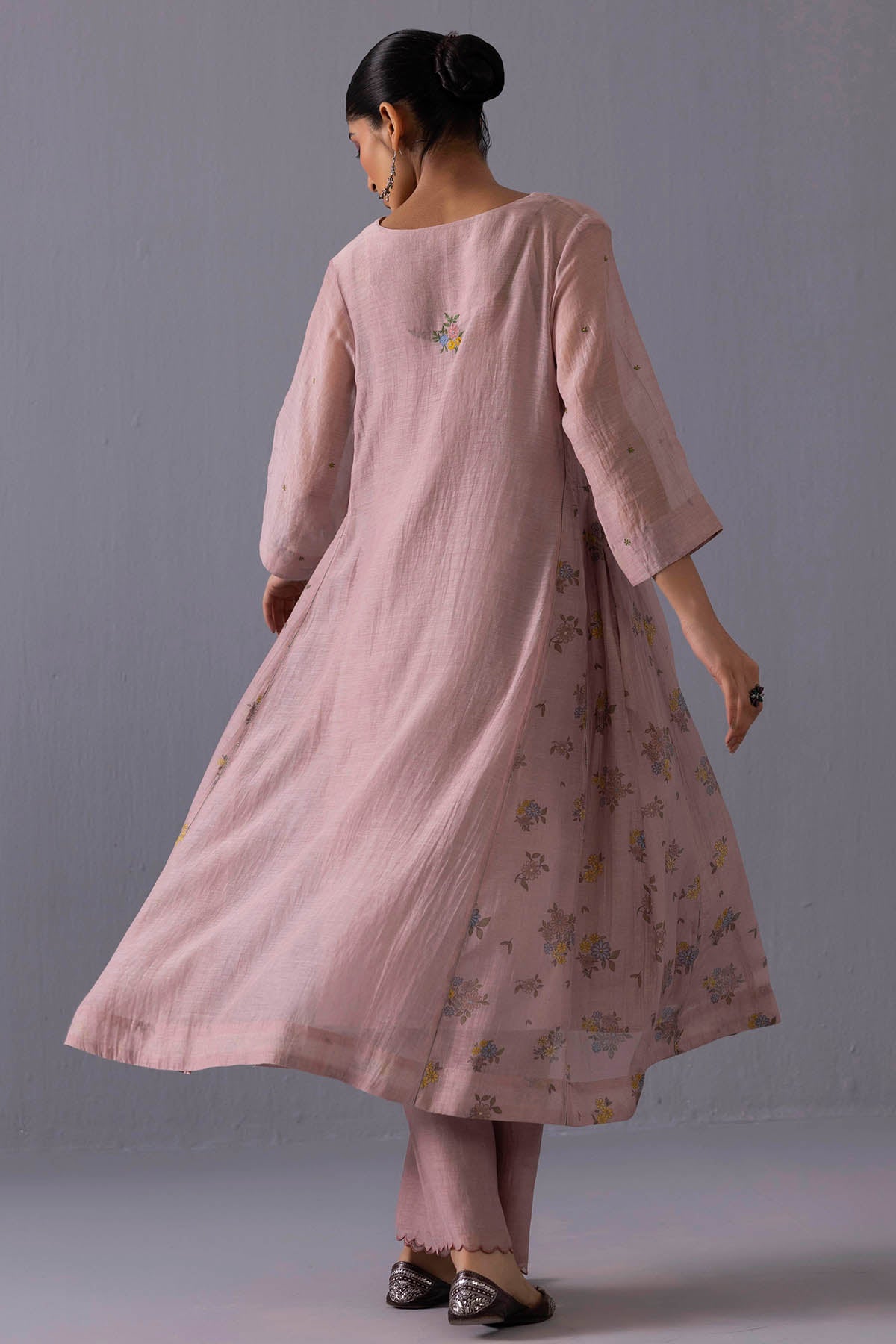 Pink Floral Sequins Kurta Set