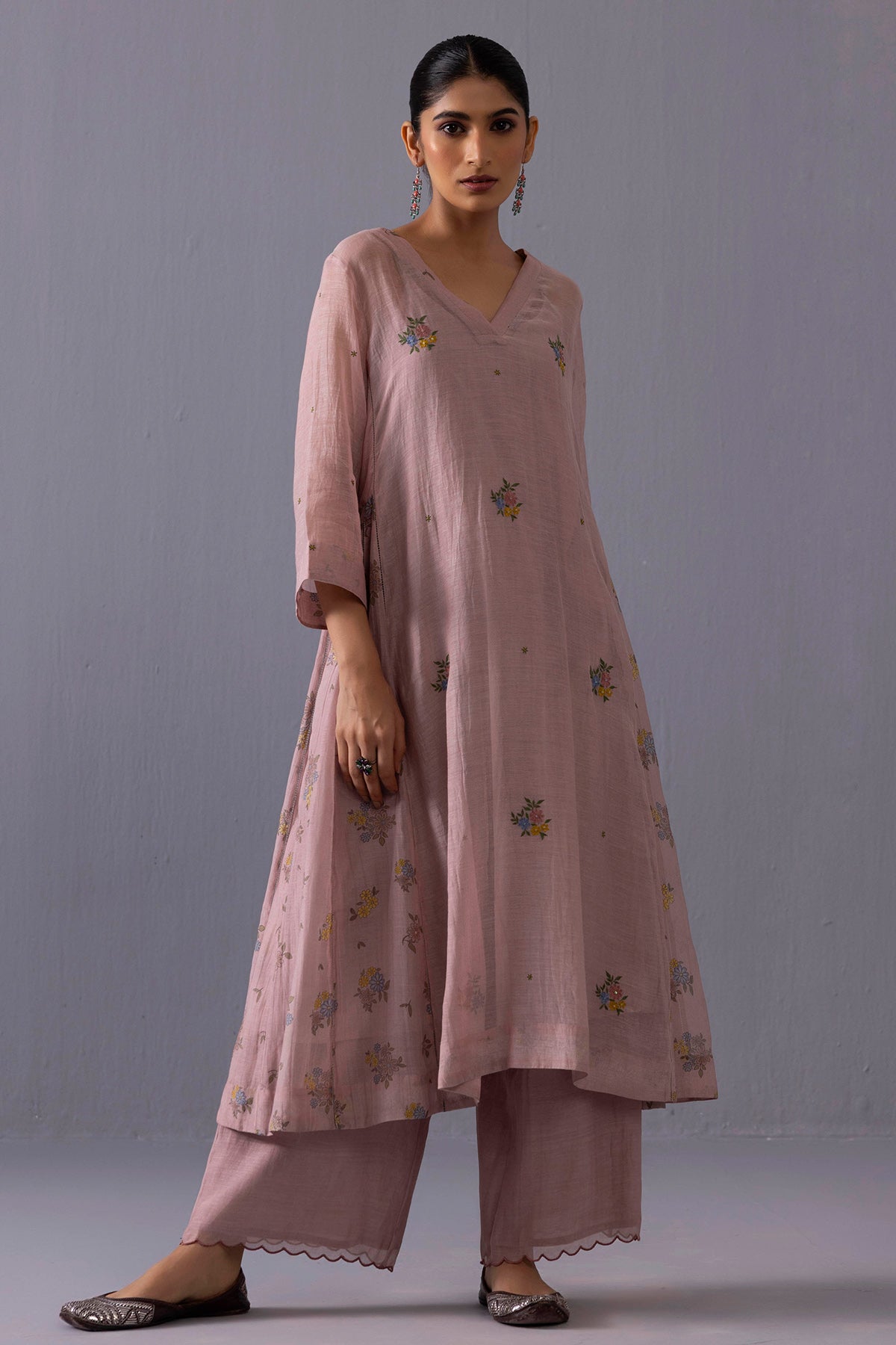 Pink Floral Sequins Kurta Set