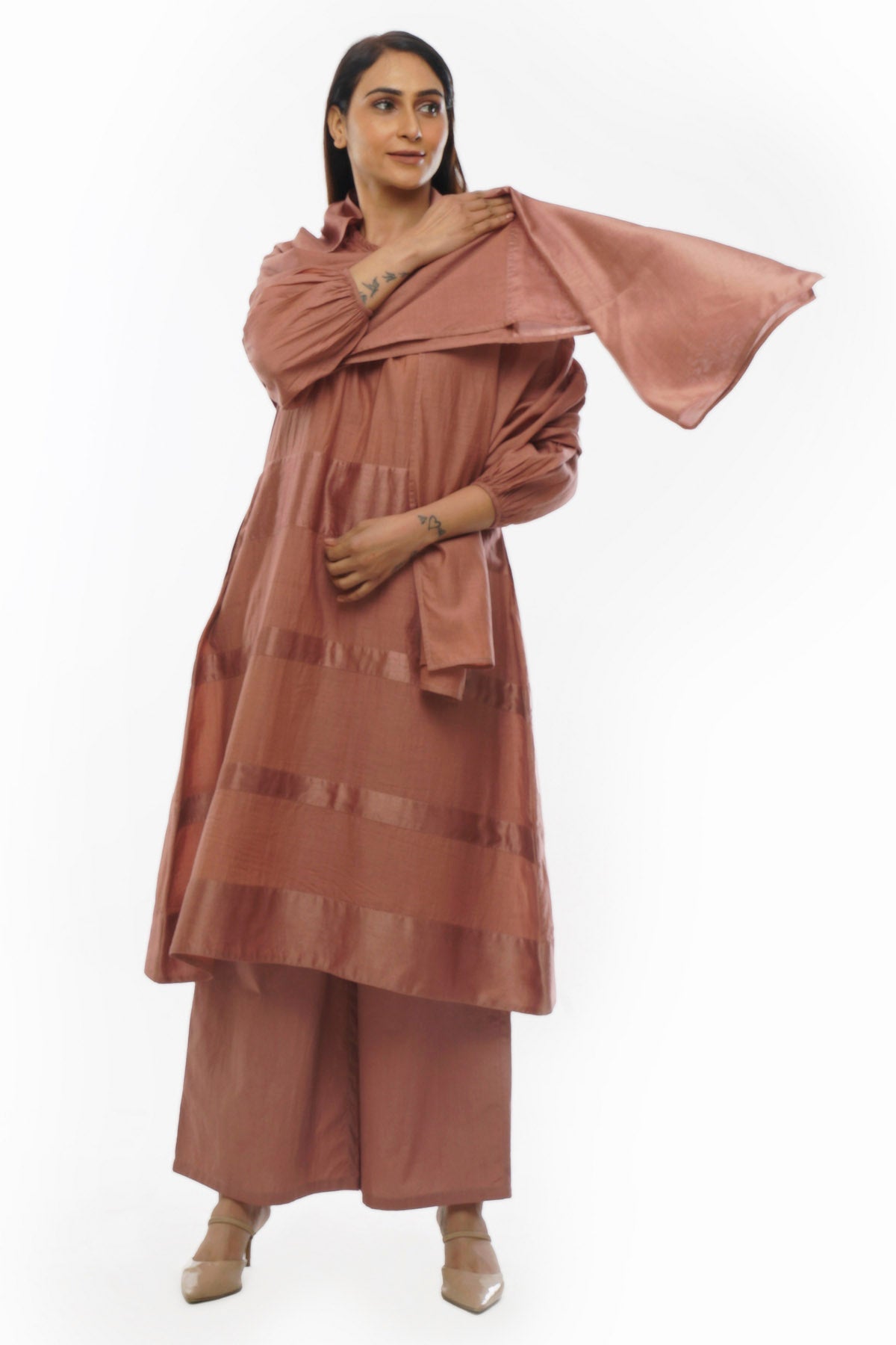 Buy Designer Pink Handwoven Cotton Kurta Set Online