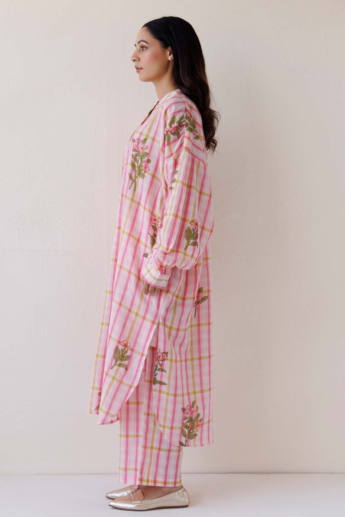 Pink Loose Fit Kurta & Pants
