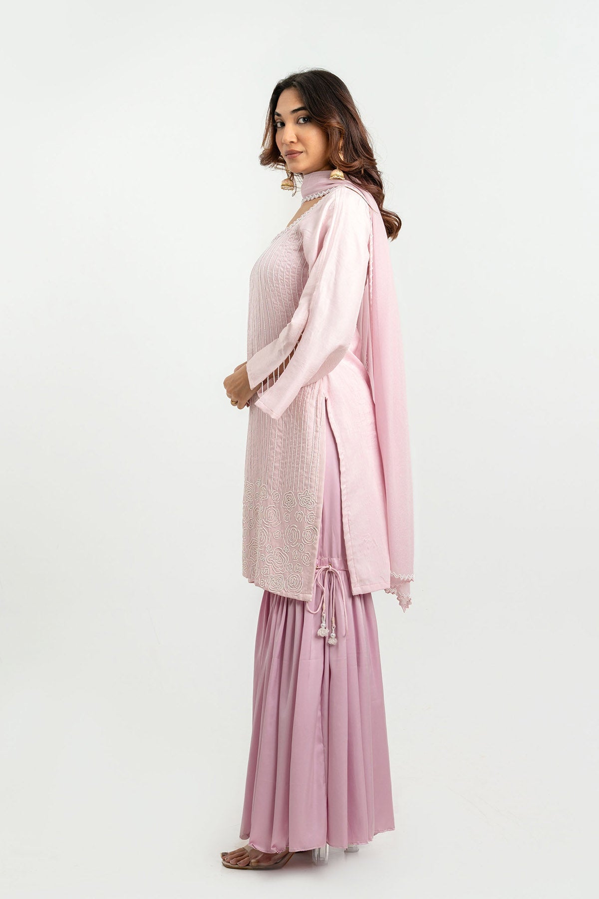 Buy Pink Moti Embroidered Kurta Set by Eesha Gupta for women online at ScrollnShops