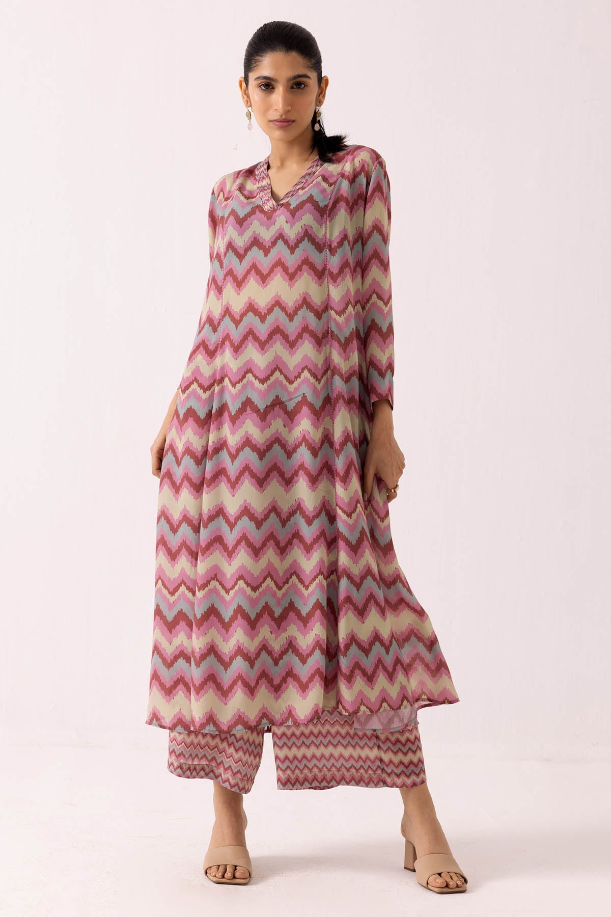 Label Shreya Sharma Pink Pintuck Printed Kurta Set for women online at ScrollnShops