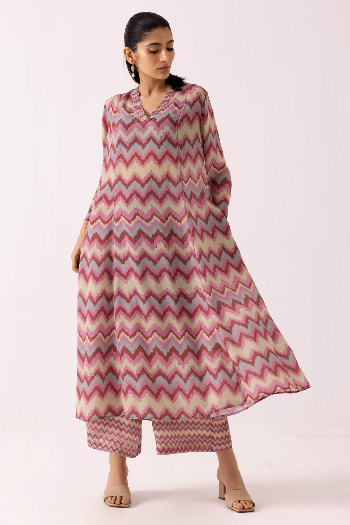 Buy Designer Pink Pintuck Printed Kurta Set Online at ScrollnShops