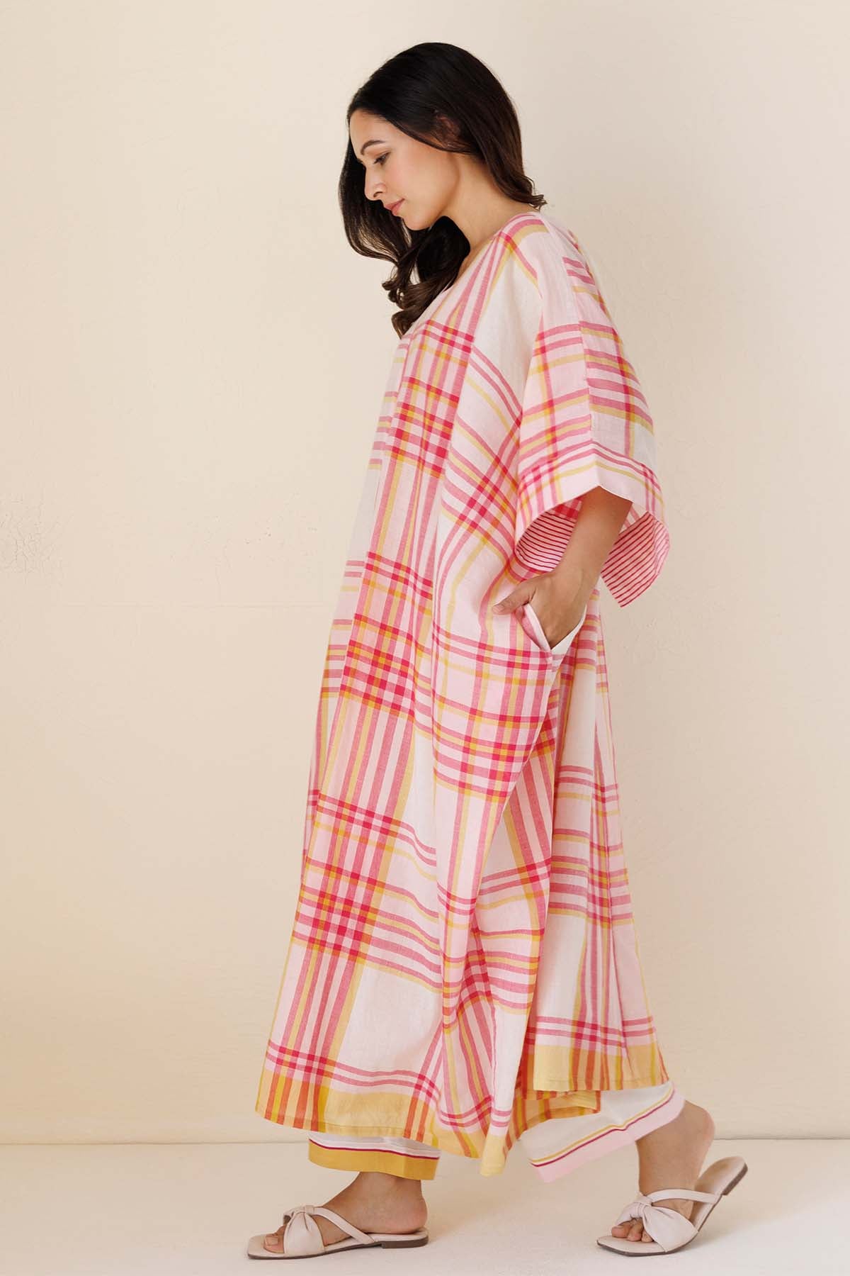 Pink Print V-Neck Kaftan & Pants