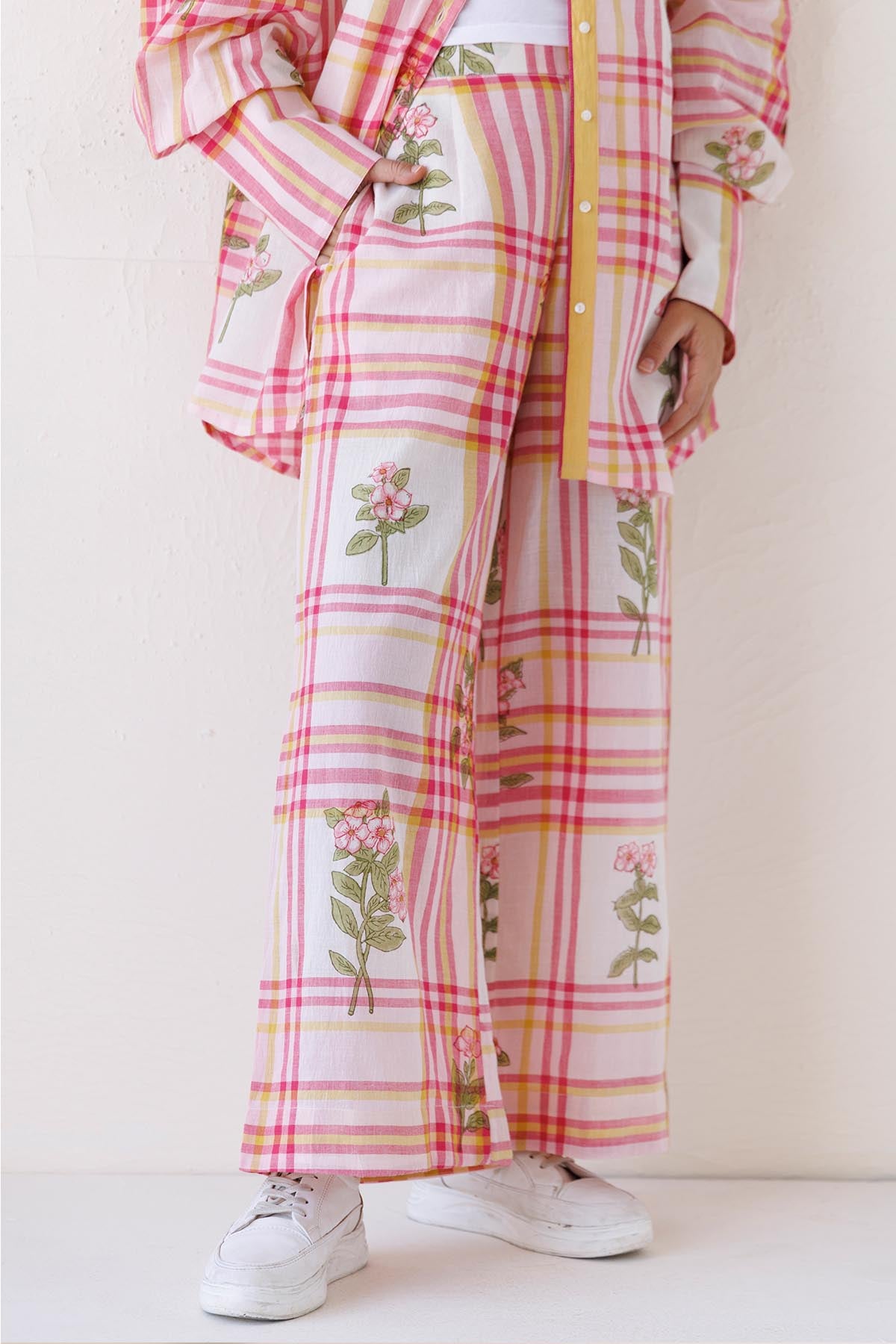 Printed Straight Fit Pink Pants