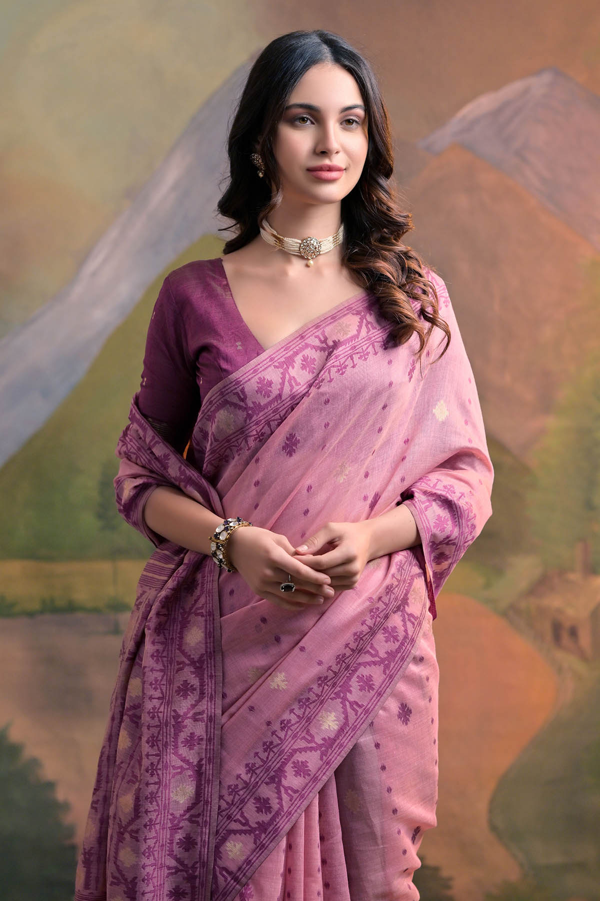 Pink Thread Woven Butti Saree
