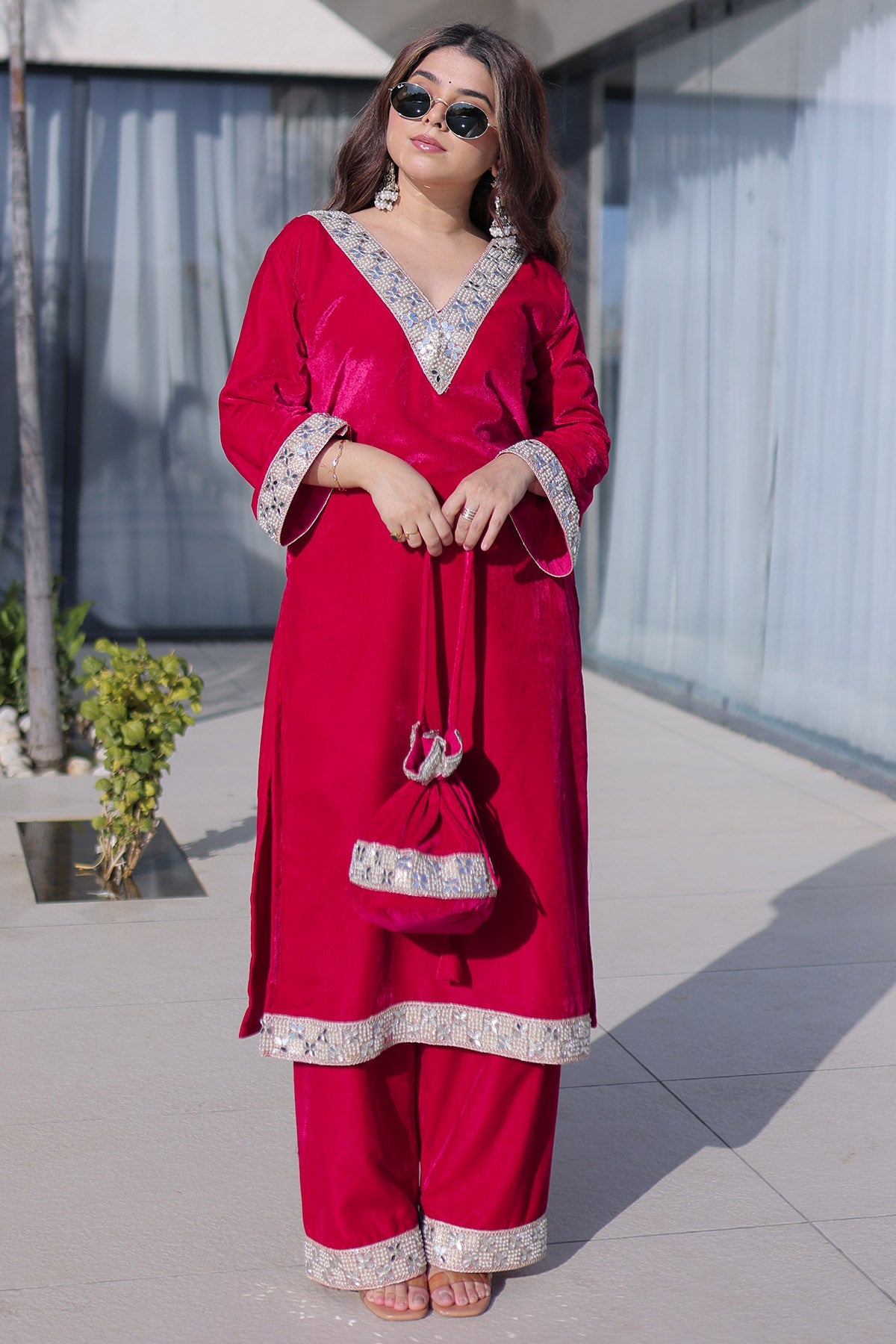 Buy Pink Zari Mirror Work Kurta Set for women by Aastha Fashion online available at scrollnshops