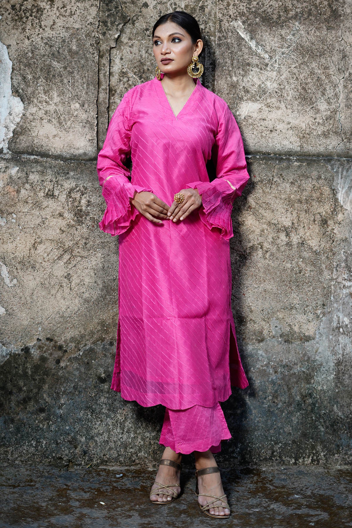 Pink Zari Woven Kurta & Pants