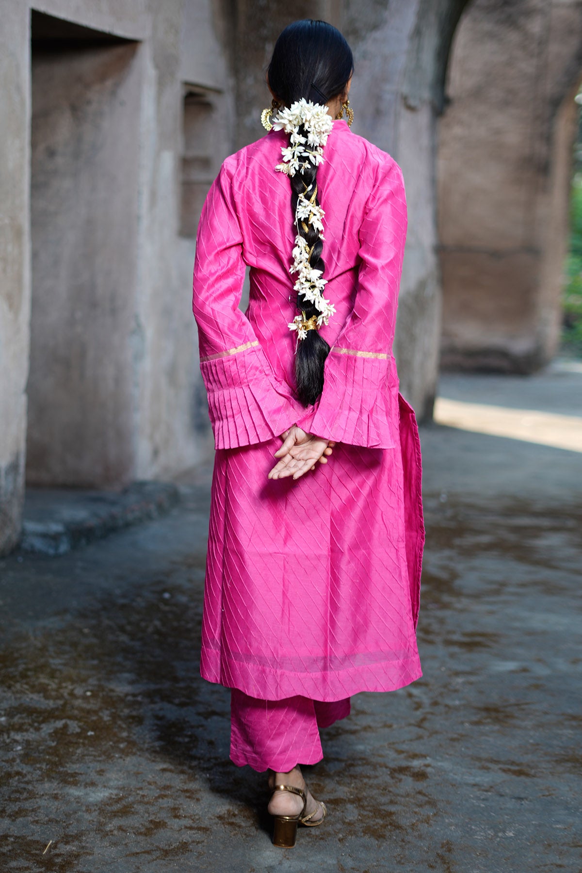Pink Zari Woven Kurta & Pants