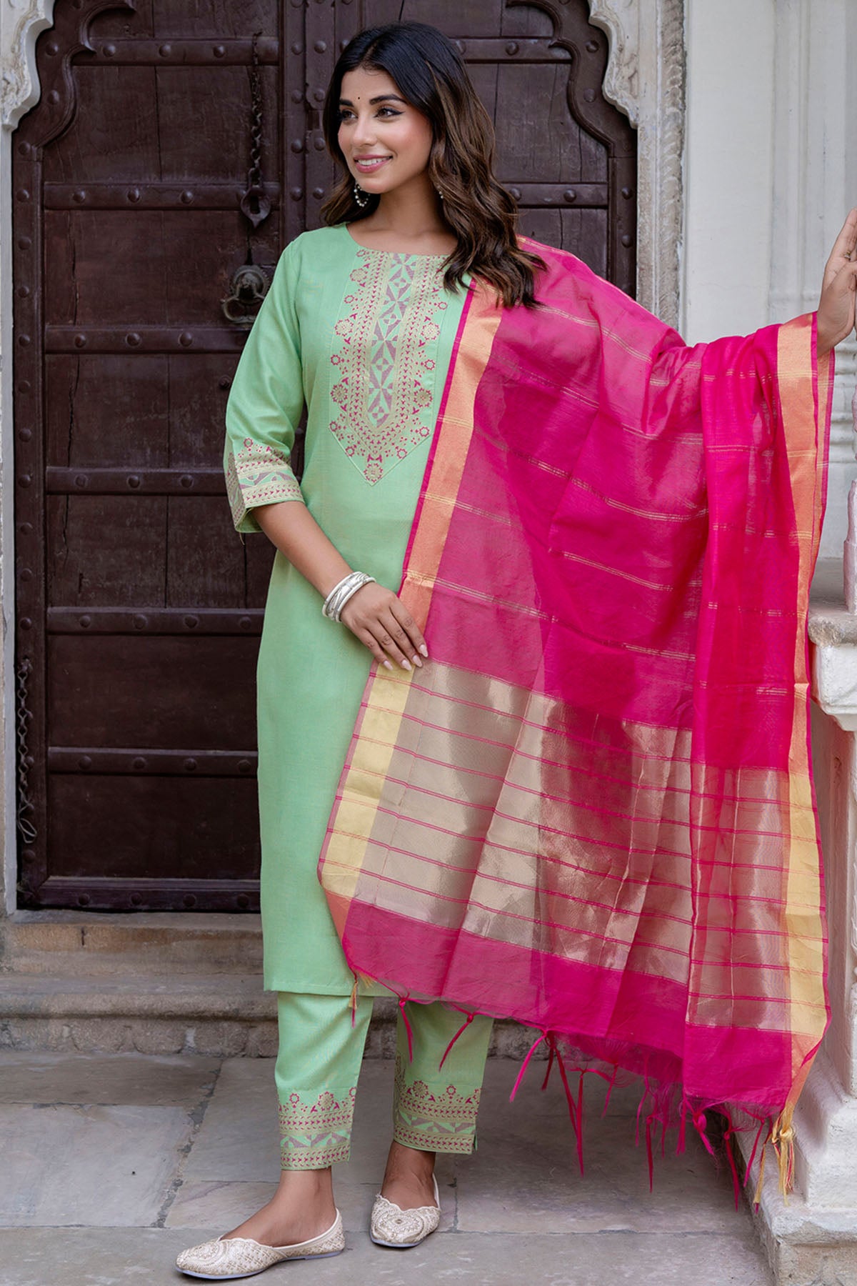 Pista Round Neck Yoke Kurta Set