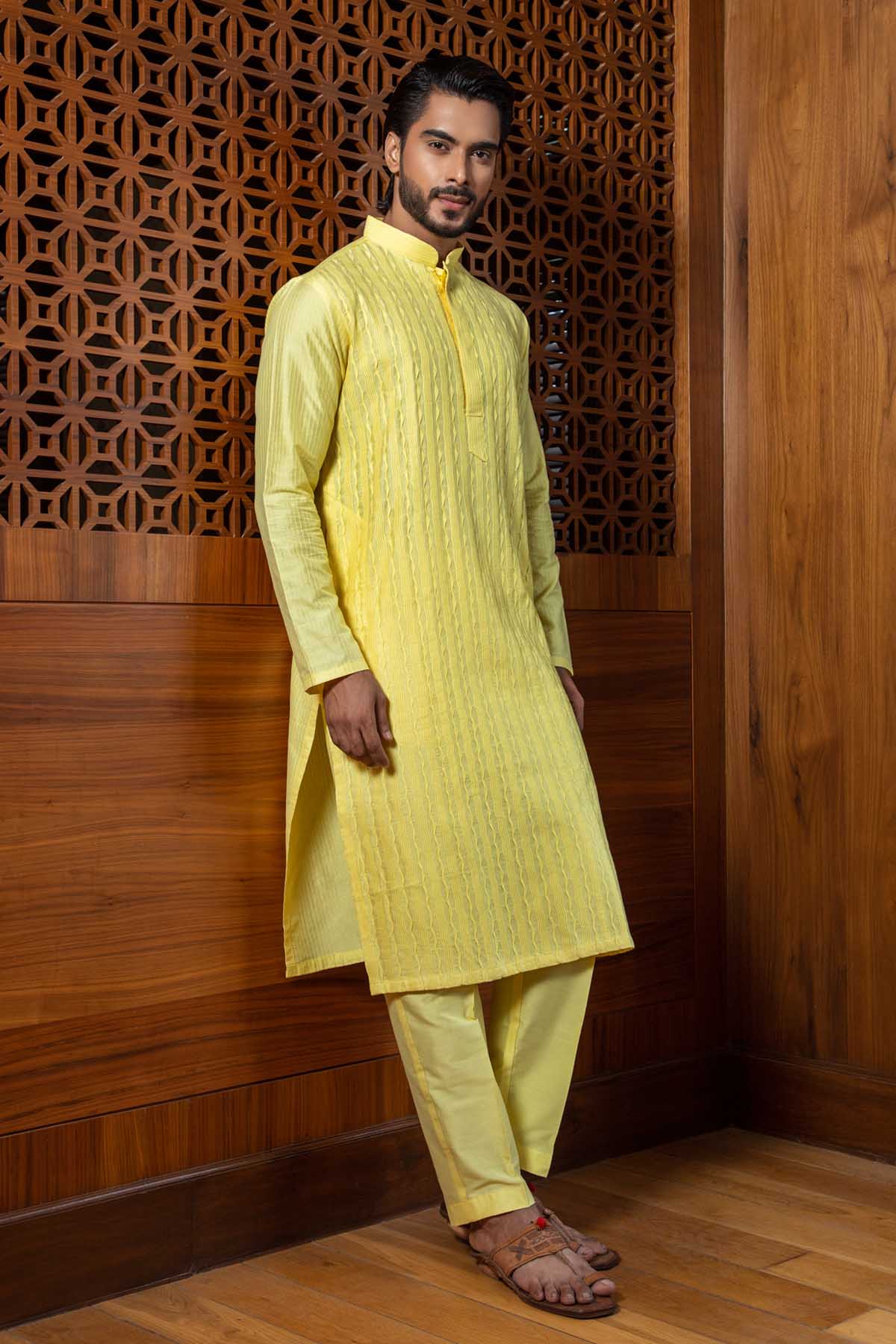 Pleated Collar Kurta Set