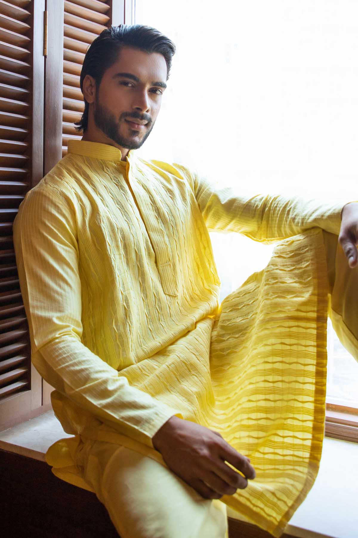 Pleated Collar Kurta Set