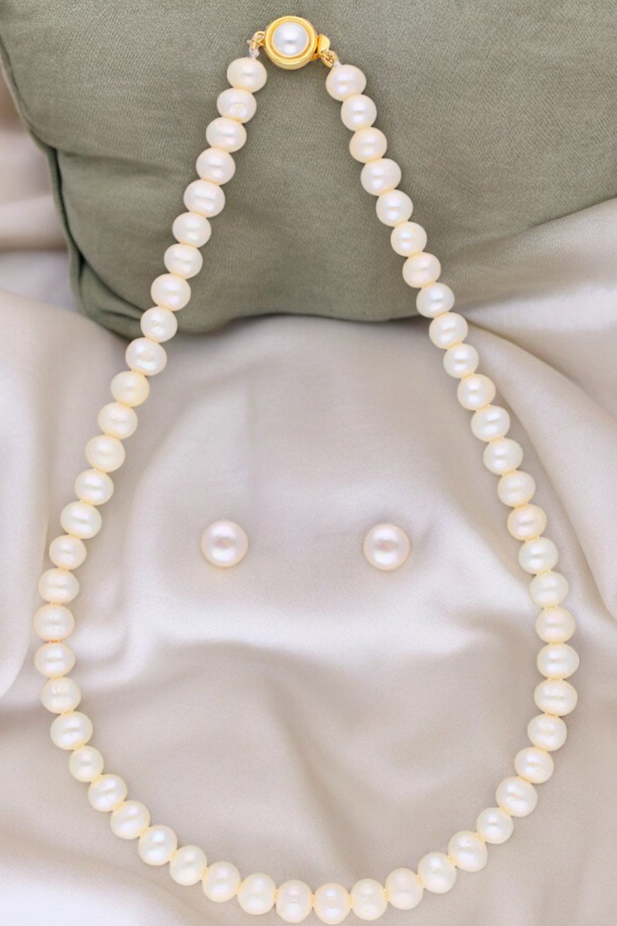 Potato Shape Pearl Necklace Set