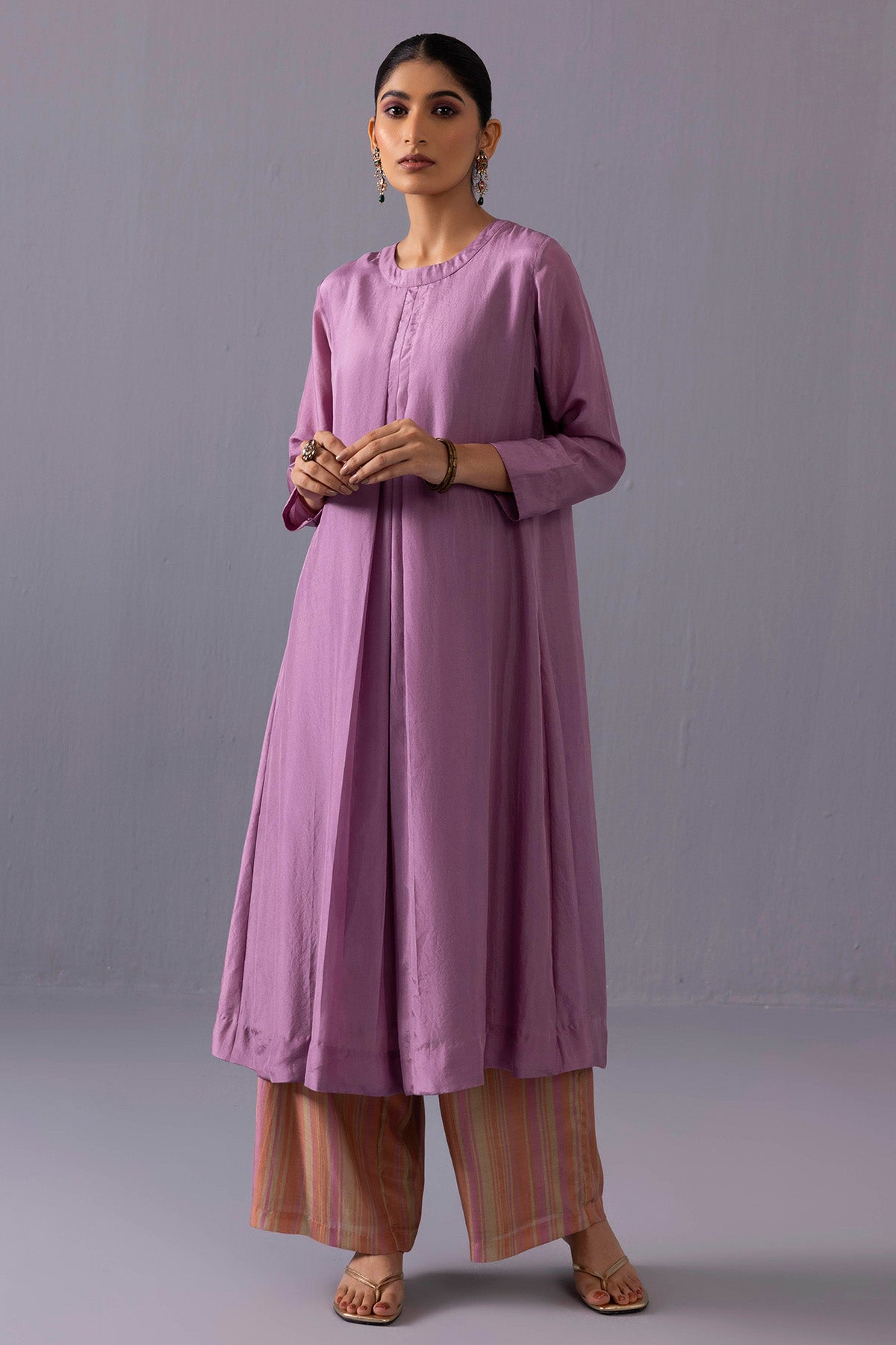 Purple Round Neck Kurta & Pants