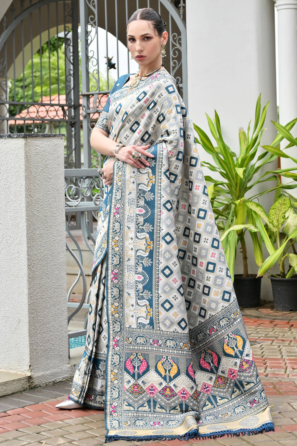 Rama Banarasi Silk Thread Saree