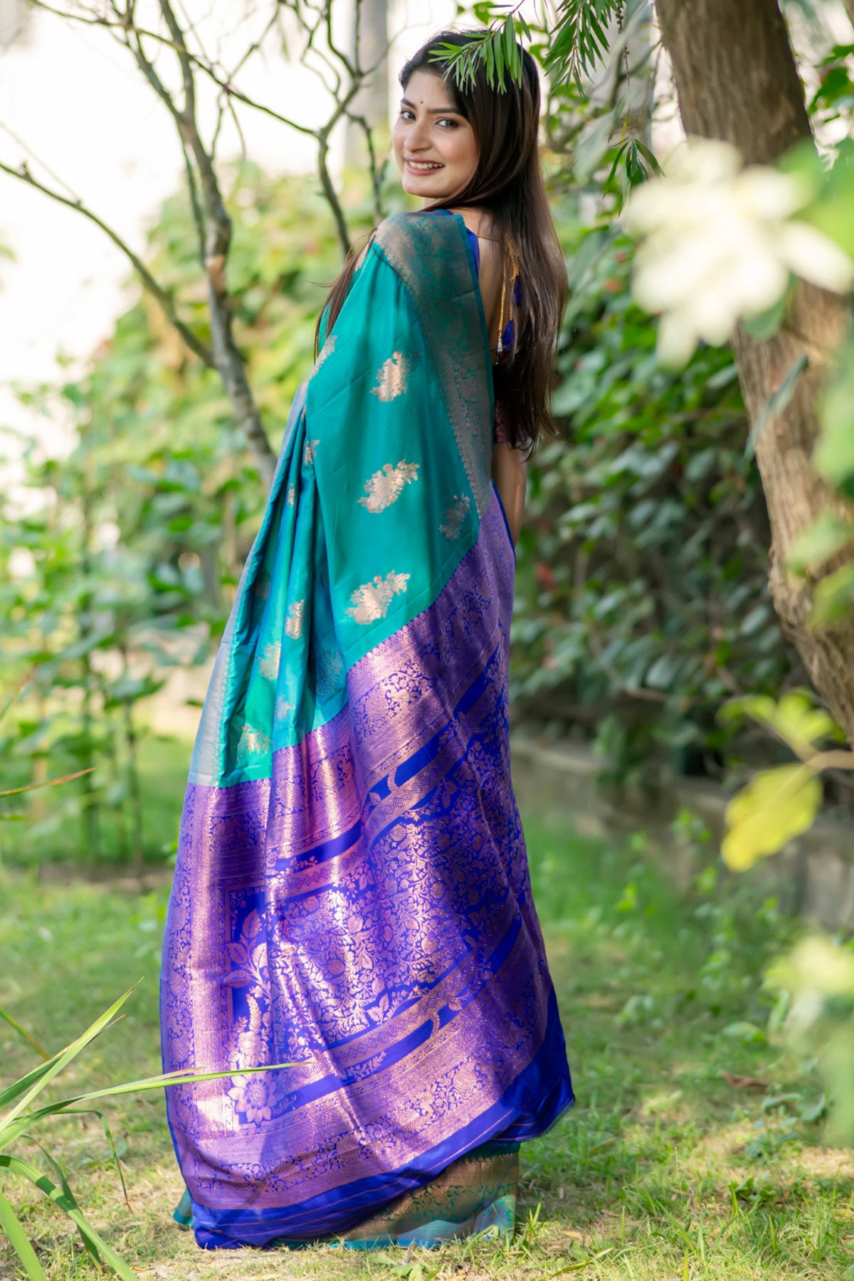 Rama Banarasi Silk Weaves Saree