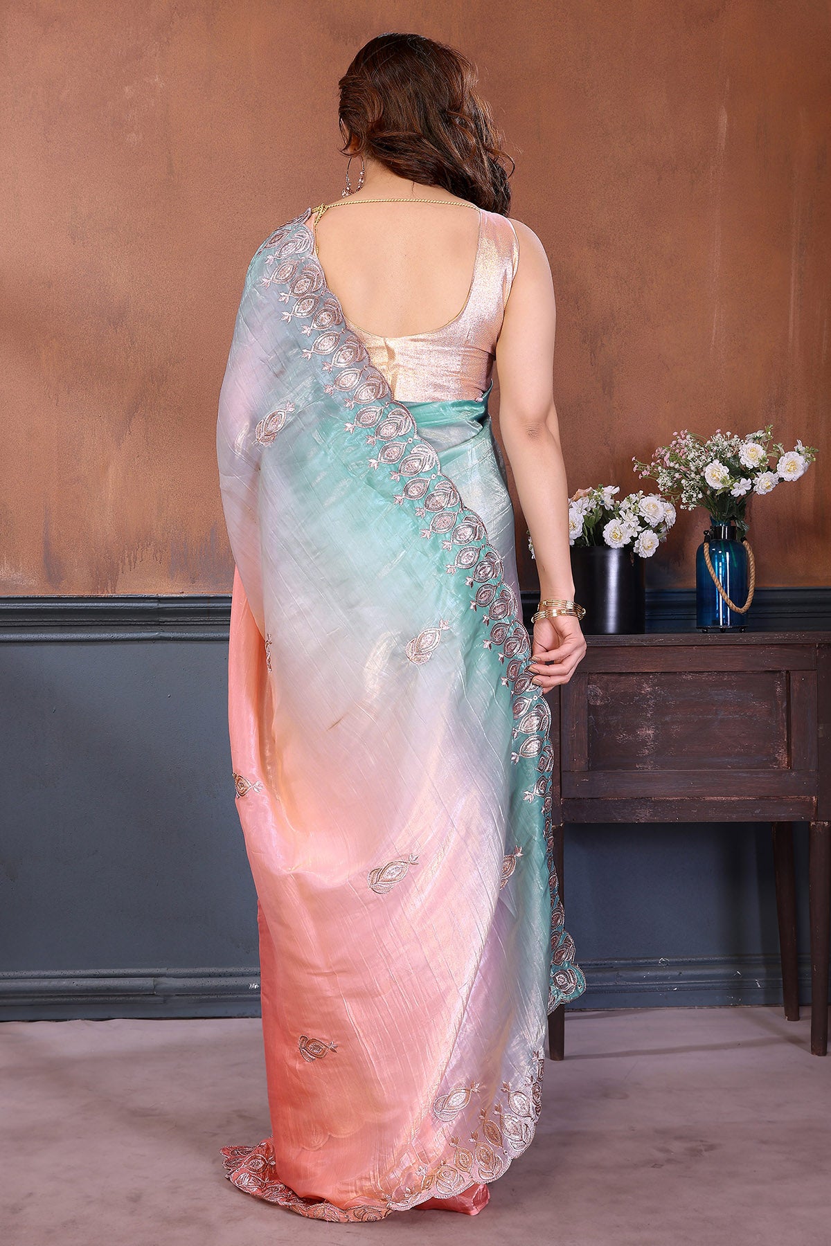 Rama Embroidered Crush Saree