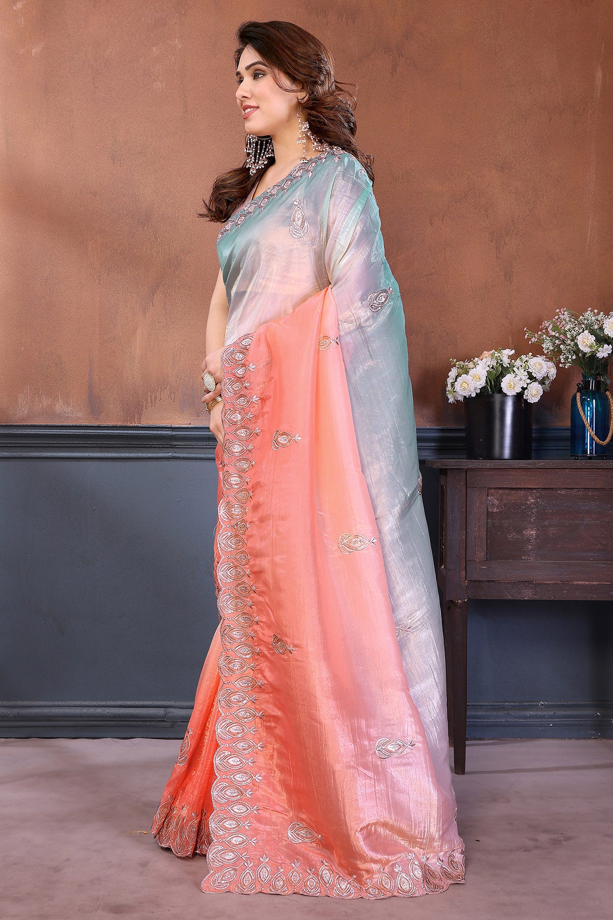 Rama Embroidered Crush Saree