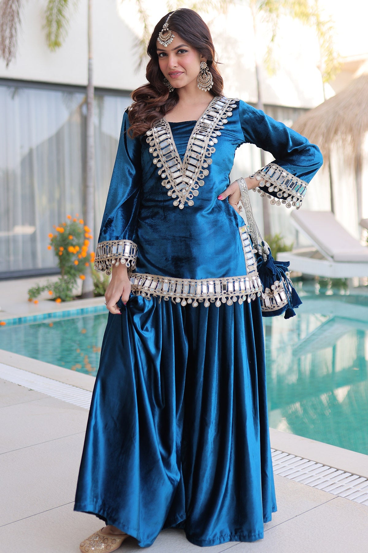 Buy Rama Ice Velvet Zari Kurta Set for women by Aastha Fashion online available at scrollnshops