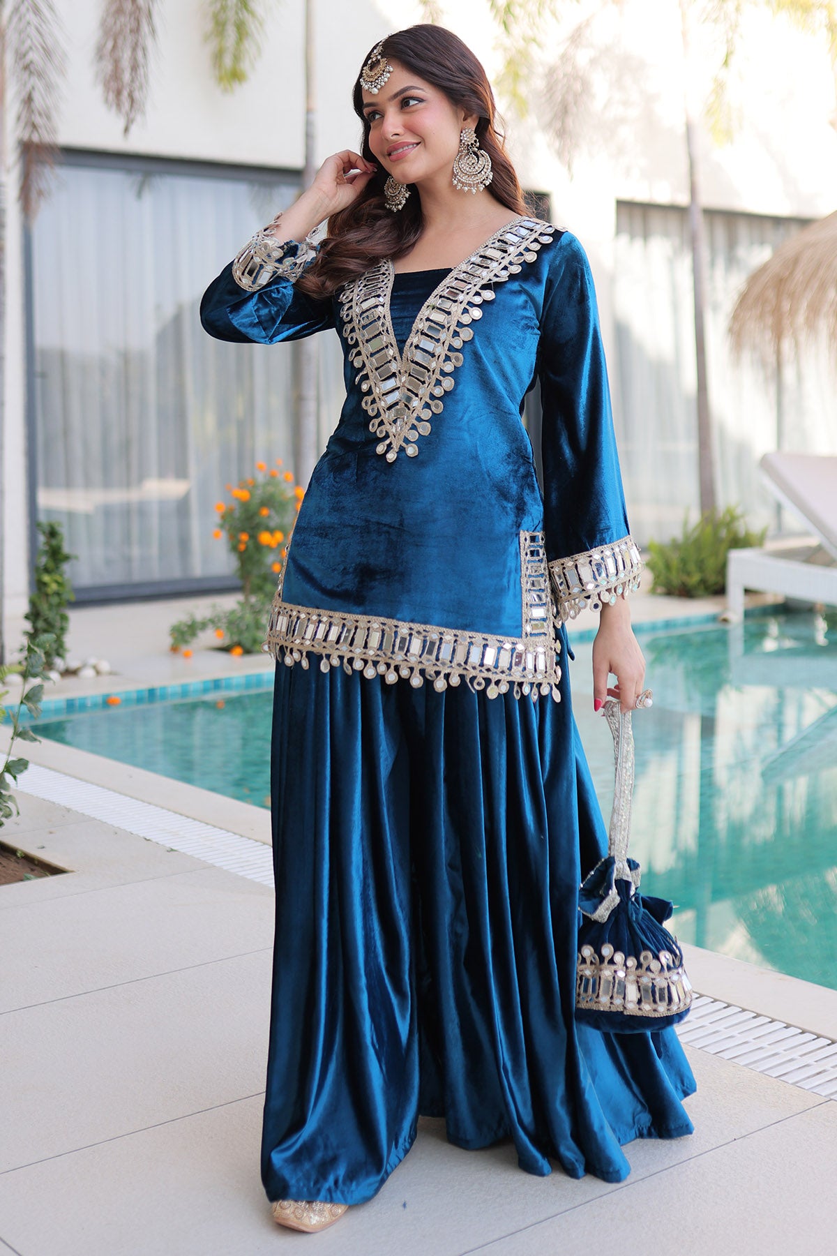 Rama Ice Velvet Zari Kurta Set
