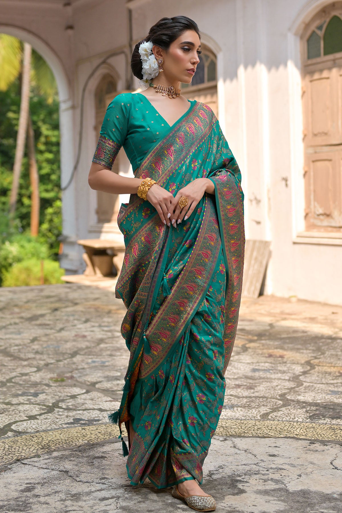 Rama Silk Thread Woven Saree