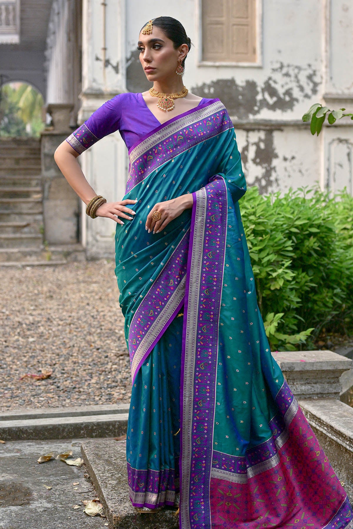 Buy Rama Zari Banarasi Silk Saree by Lili Lala for women online at ScrollnShops